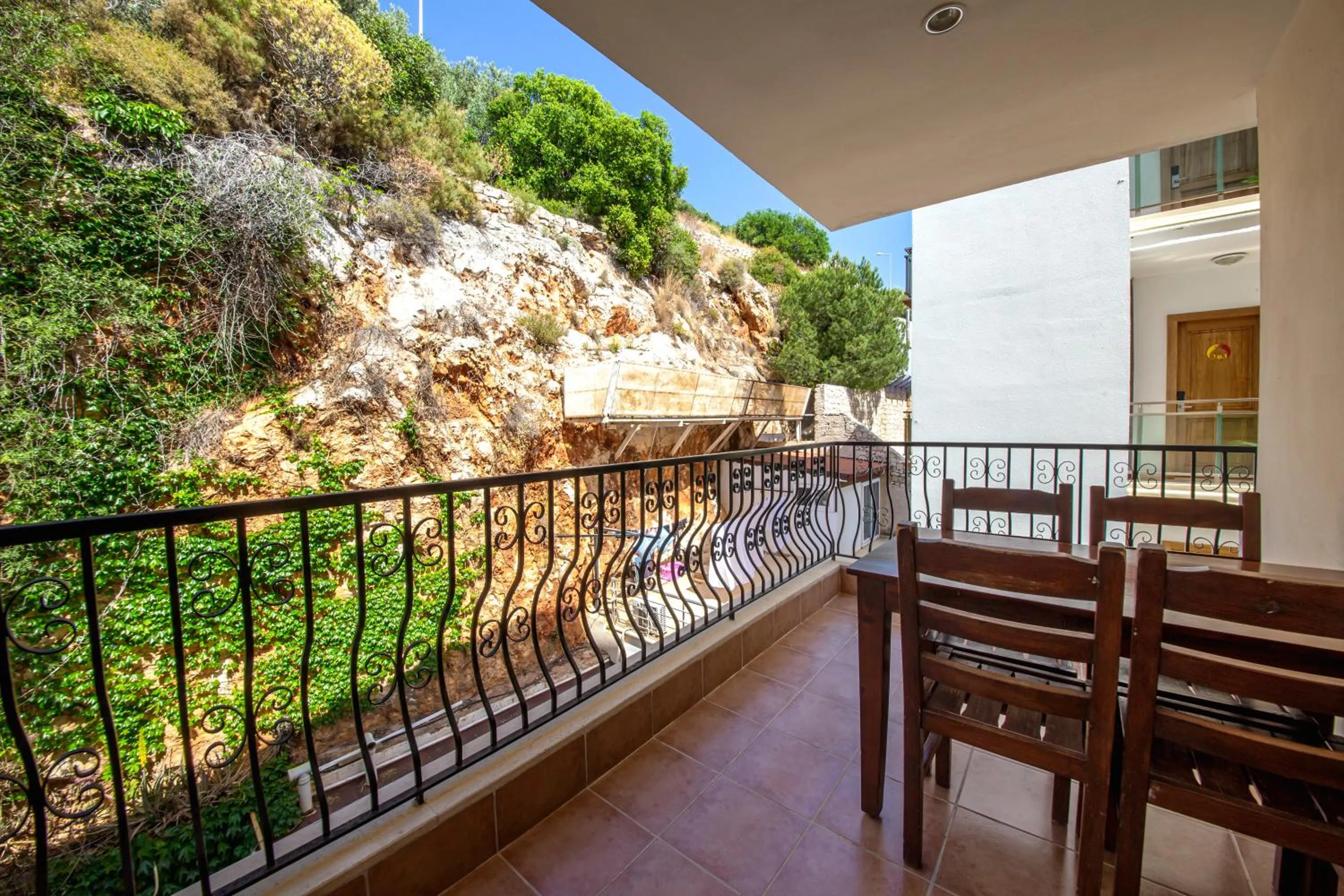 Balcony/Terrace in Lantana Aparts