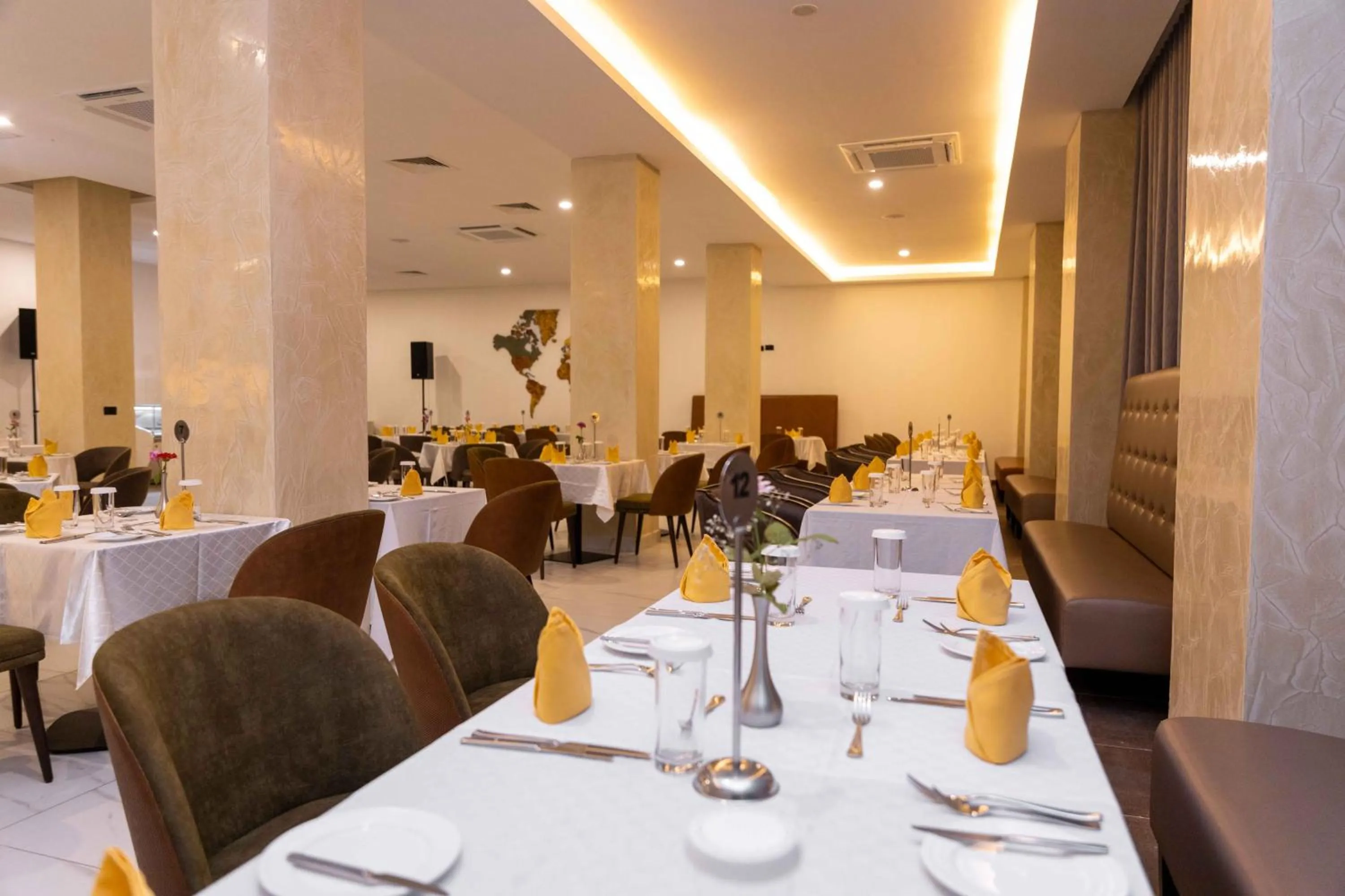 Restaurant/places to eat in The Palms by Eagles Airport City