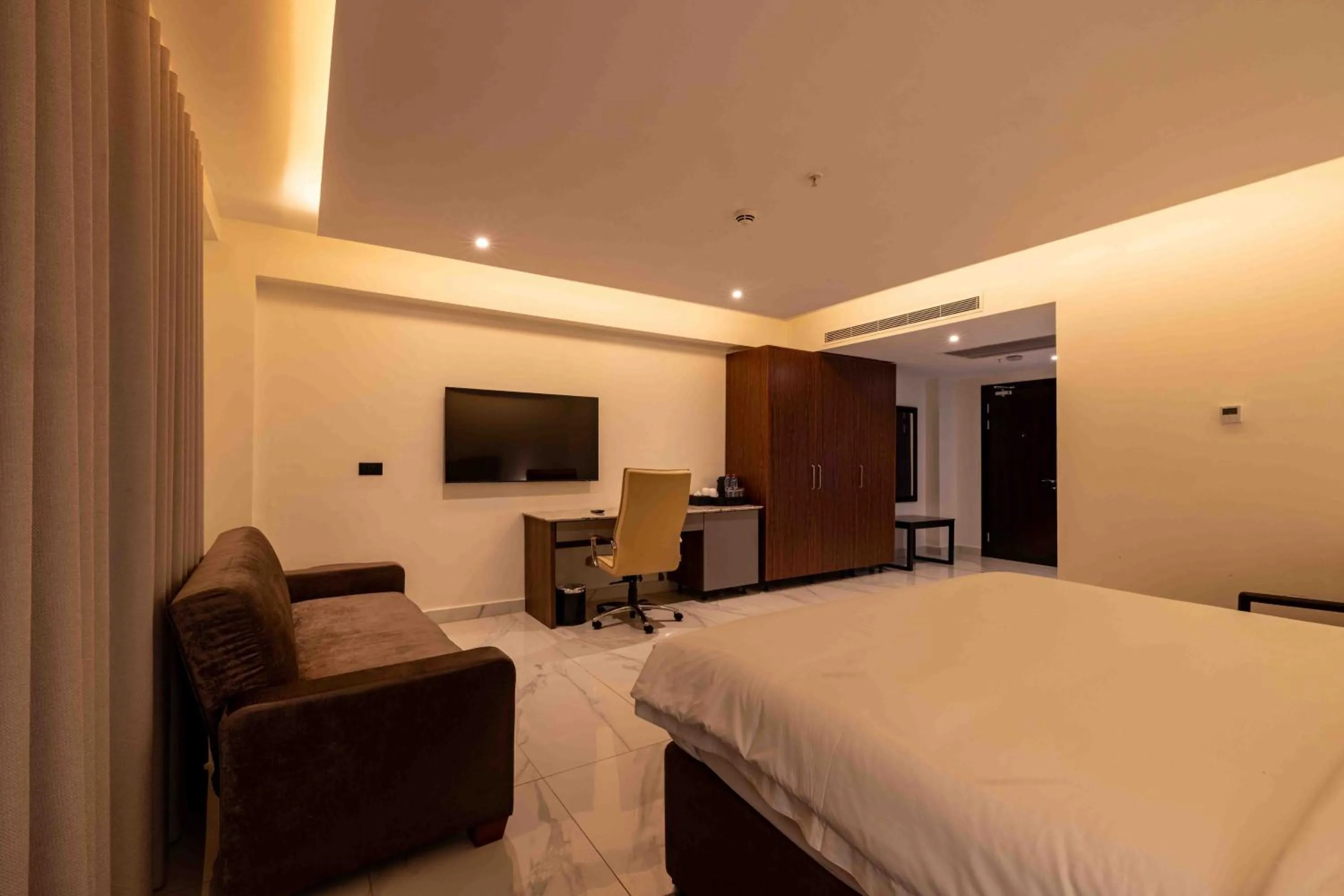 Bedroom in The Palms by Eagles Airport City