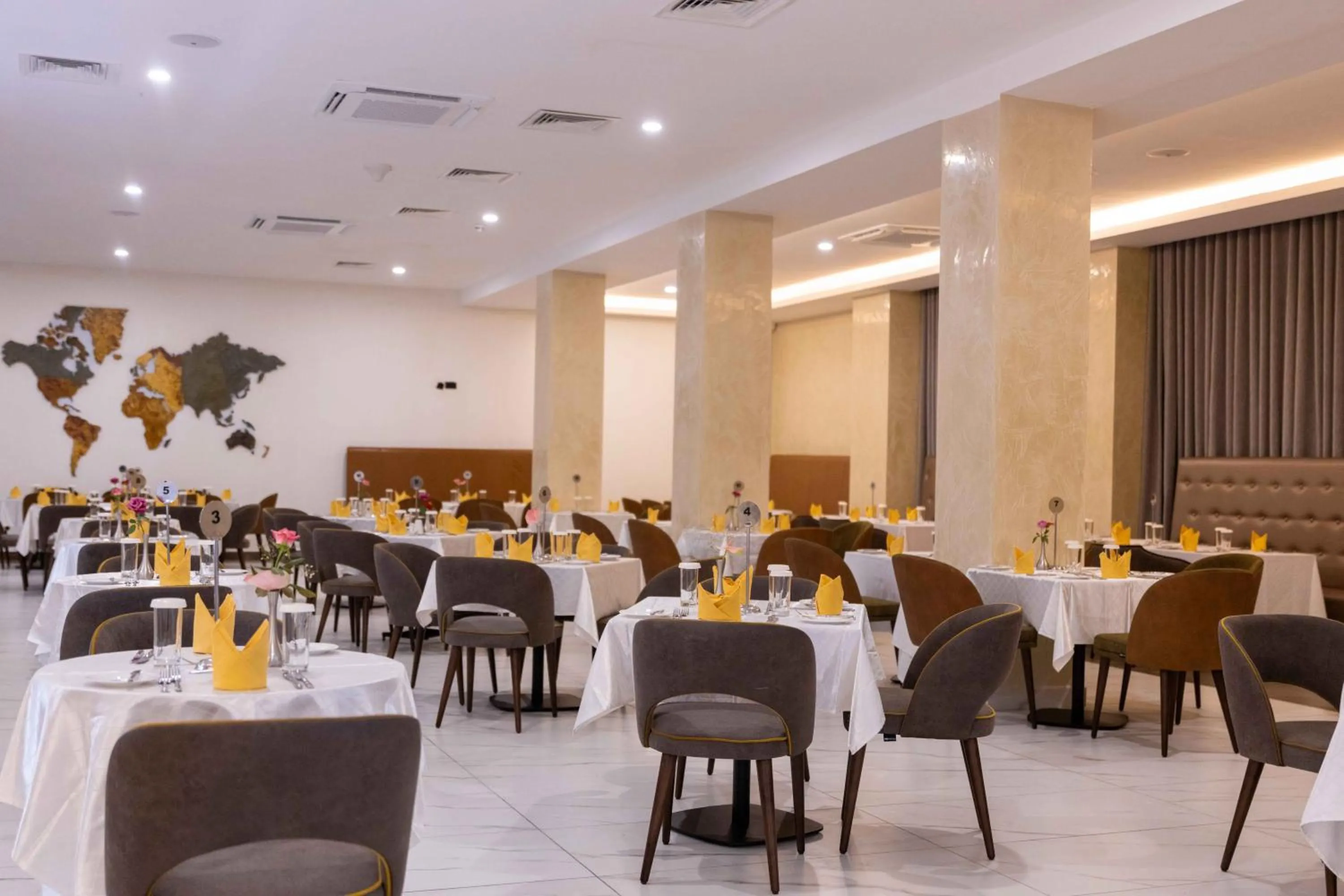 Restaurant/places to eat in The Palms by Eagles Airport City