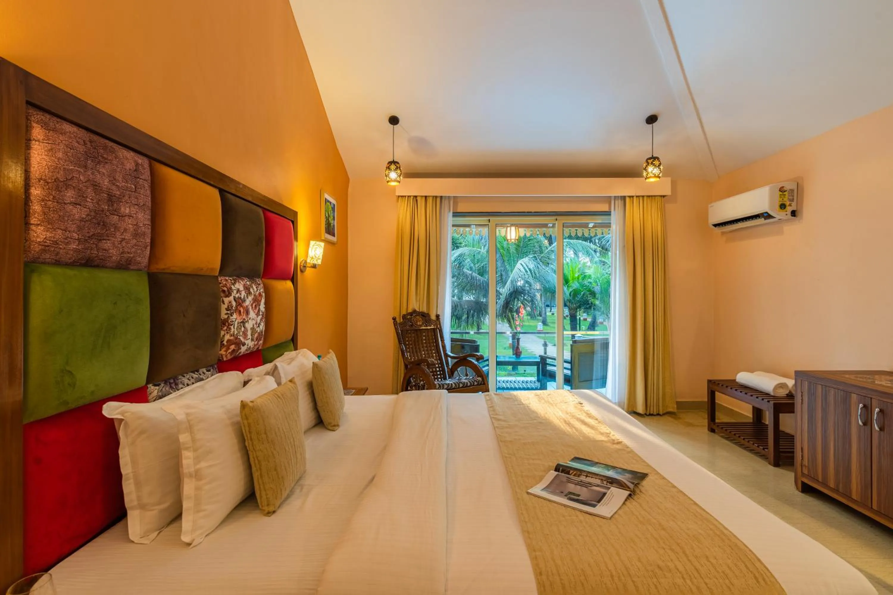 Bed in La Cabana Beach & Spa, By Ashvem Beach