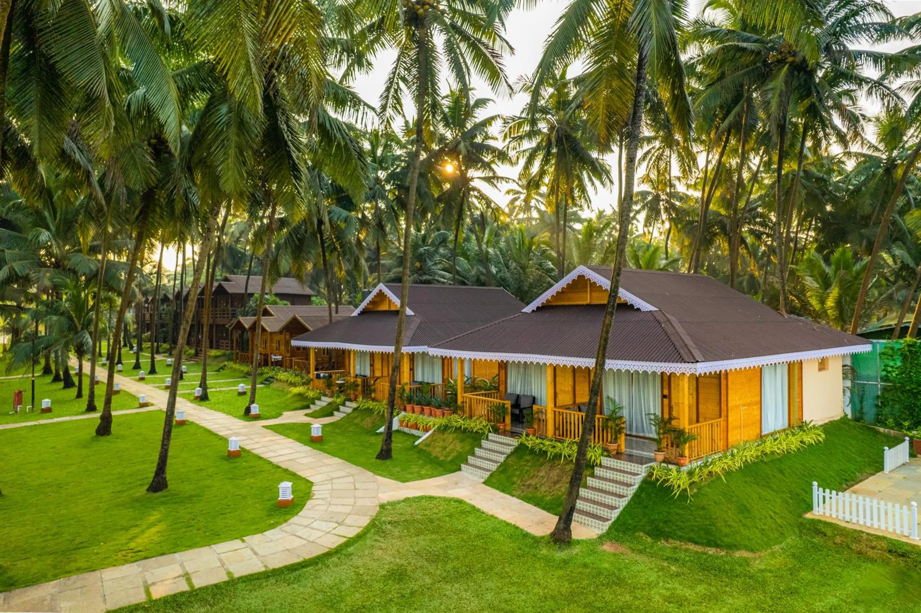 Property building in La Cabana Beach & Spa, By Ashvem Beach