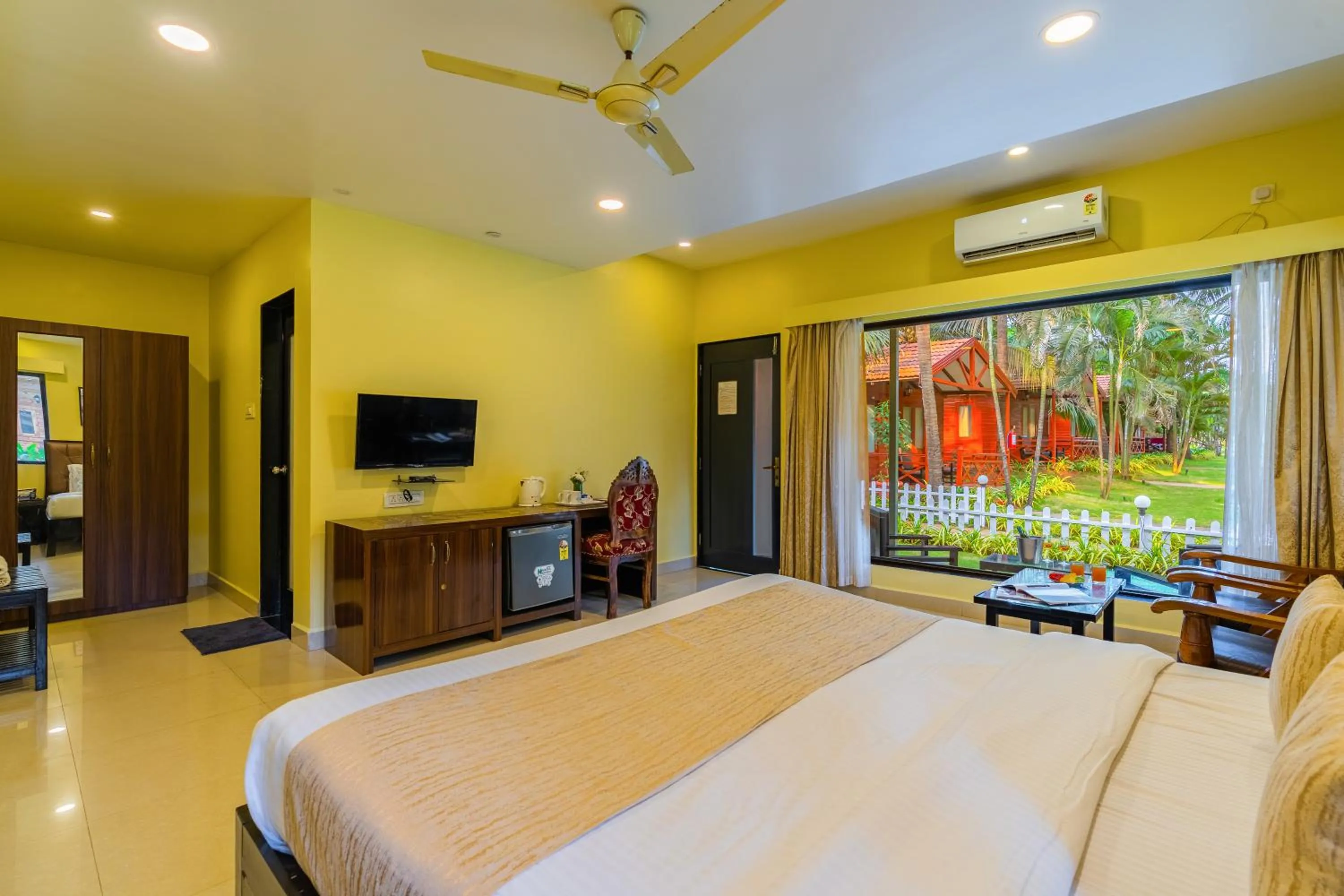 Bed in La Cabana Beach & Spa, By Ashvem Beach