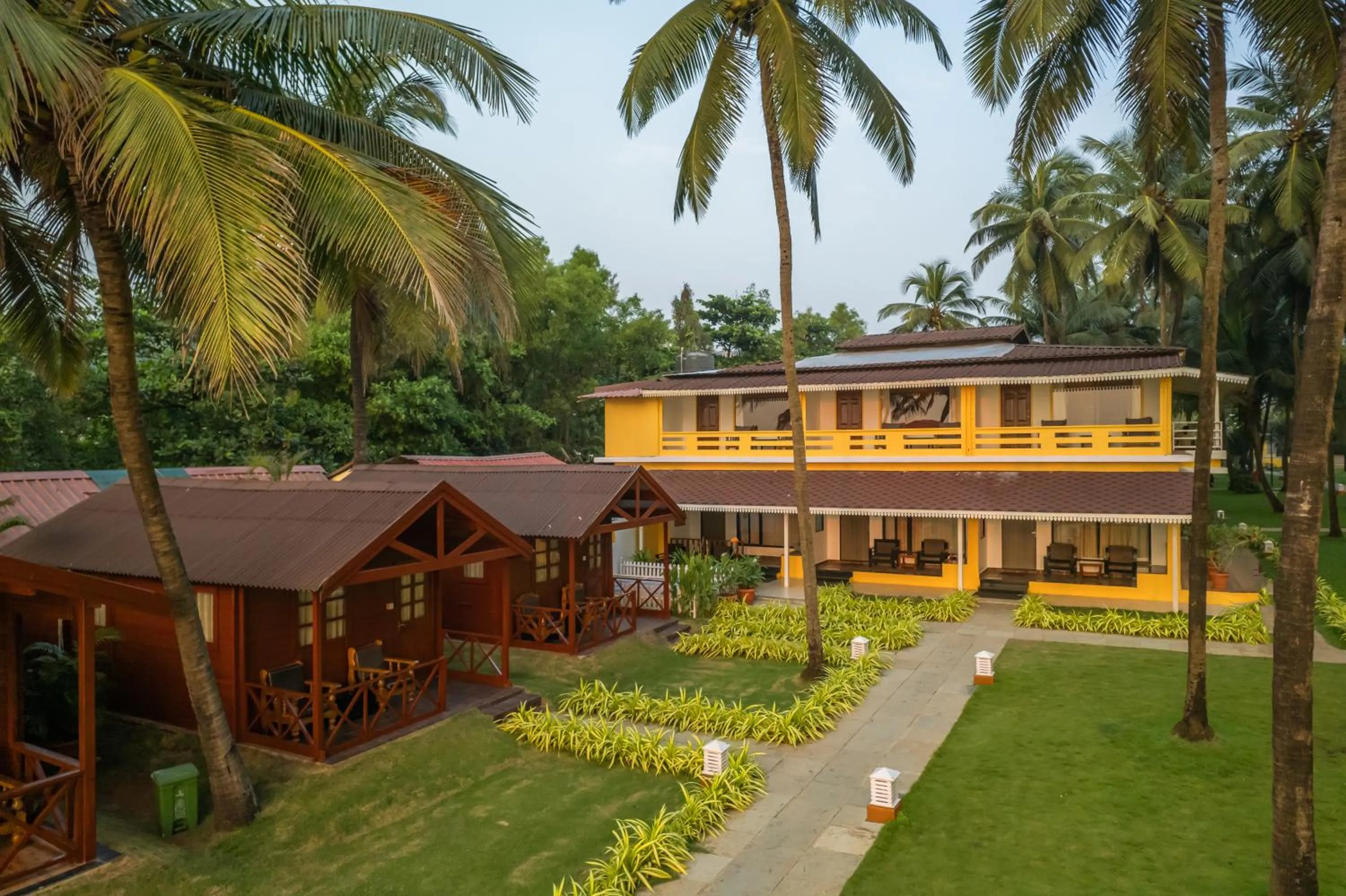 Property building in La Cabana Beach & Spa, By Ashvem Beach