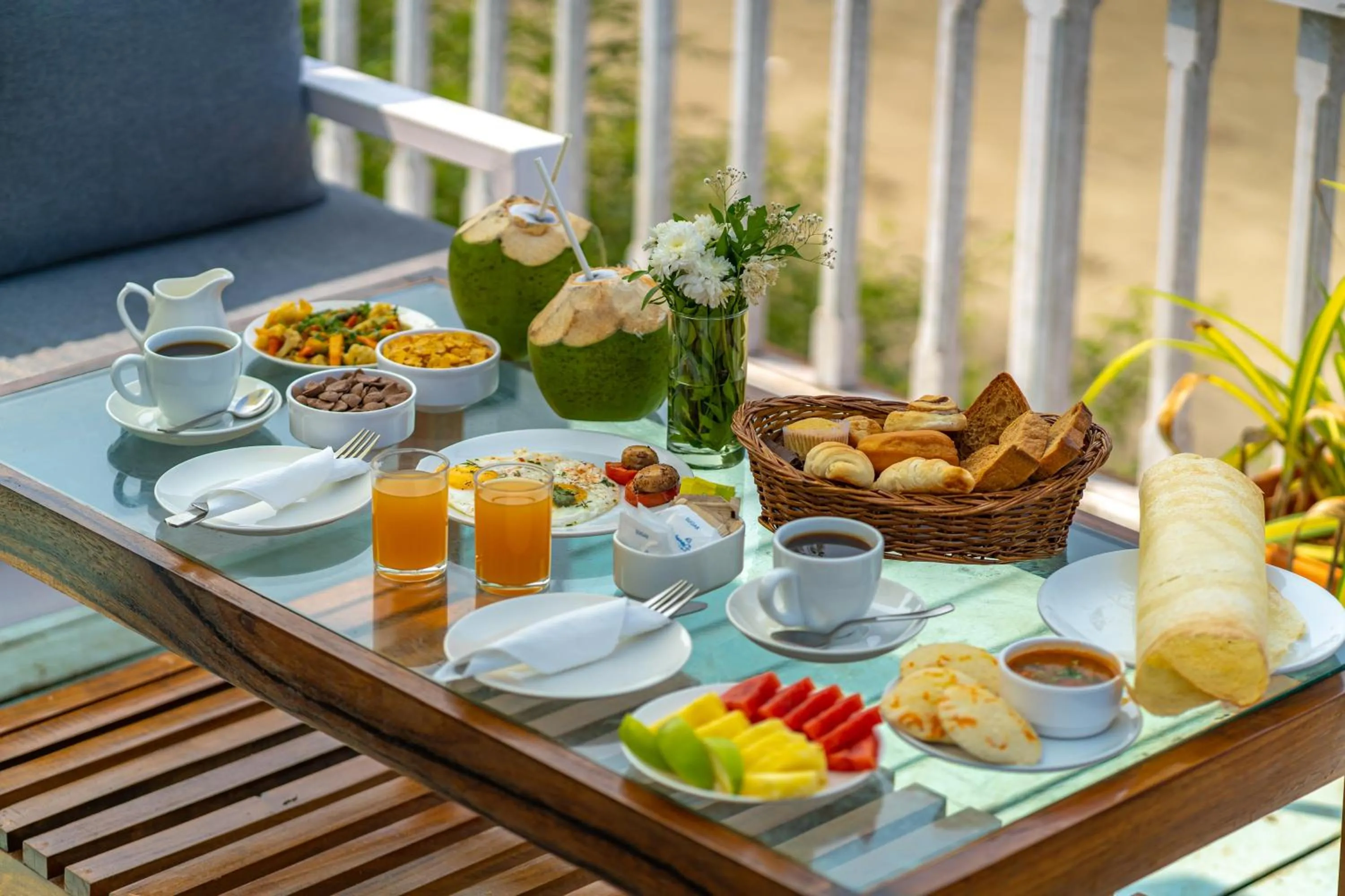 Property building in La Cabana Beach & Spa, By Ashvem Beach