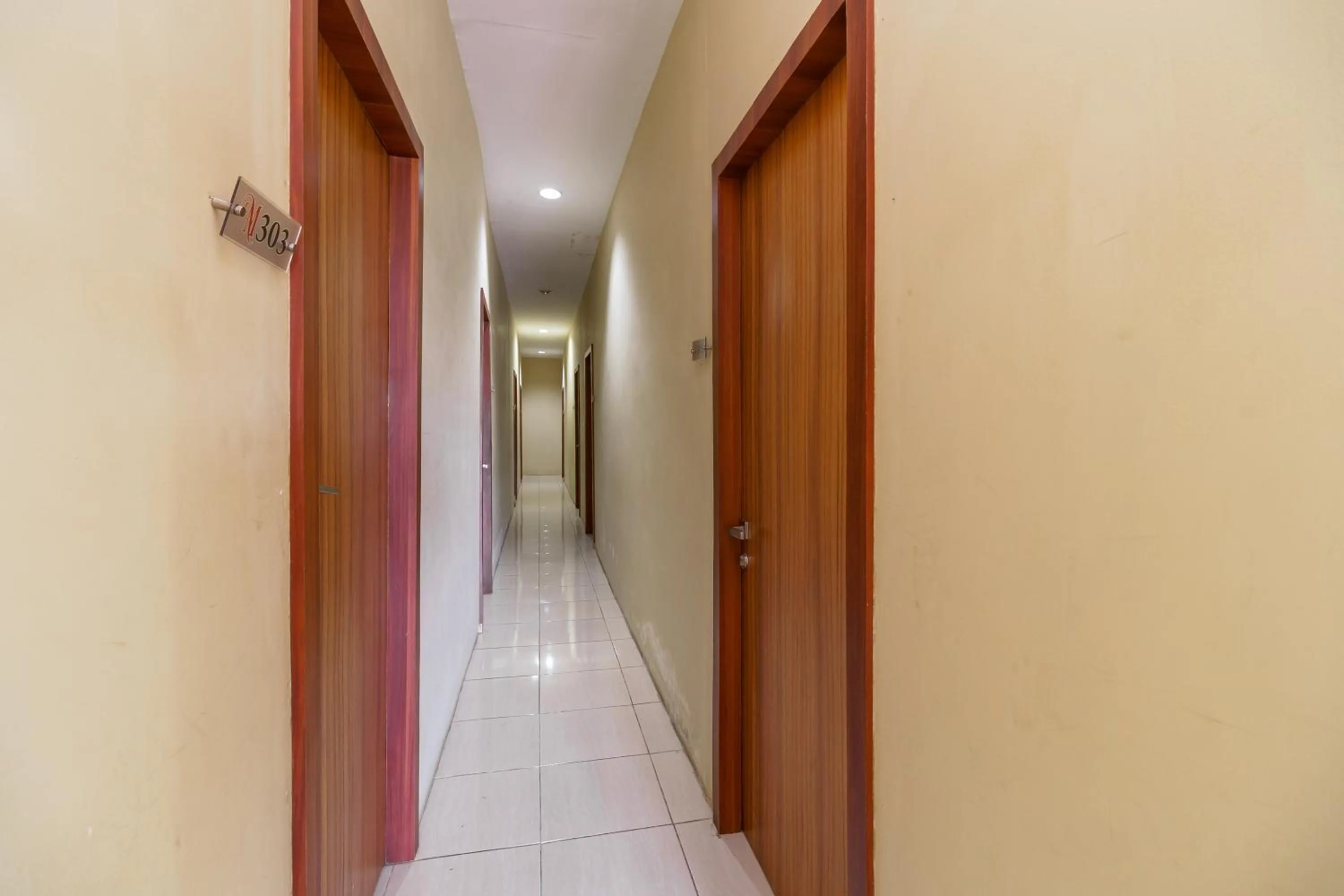 Area and facilities in RedDoorz Syariah near Simpang Surabaya Aceh