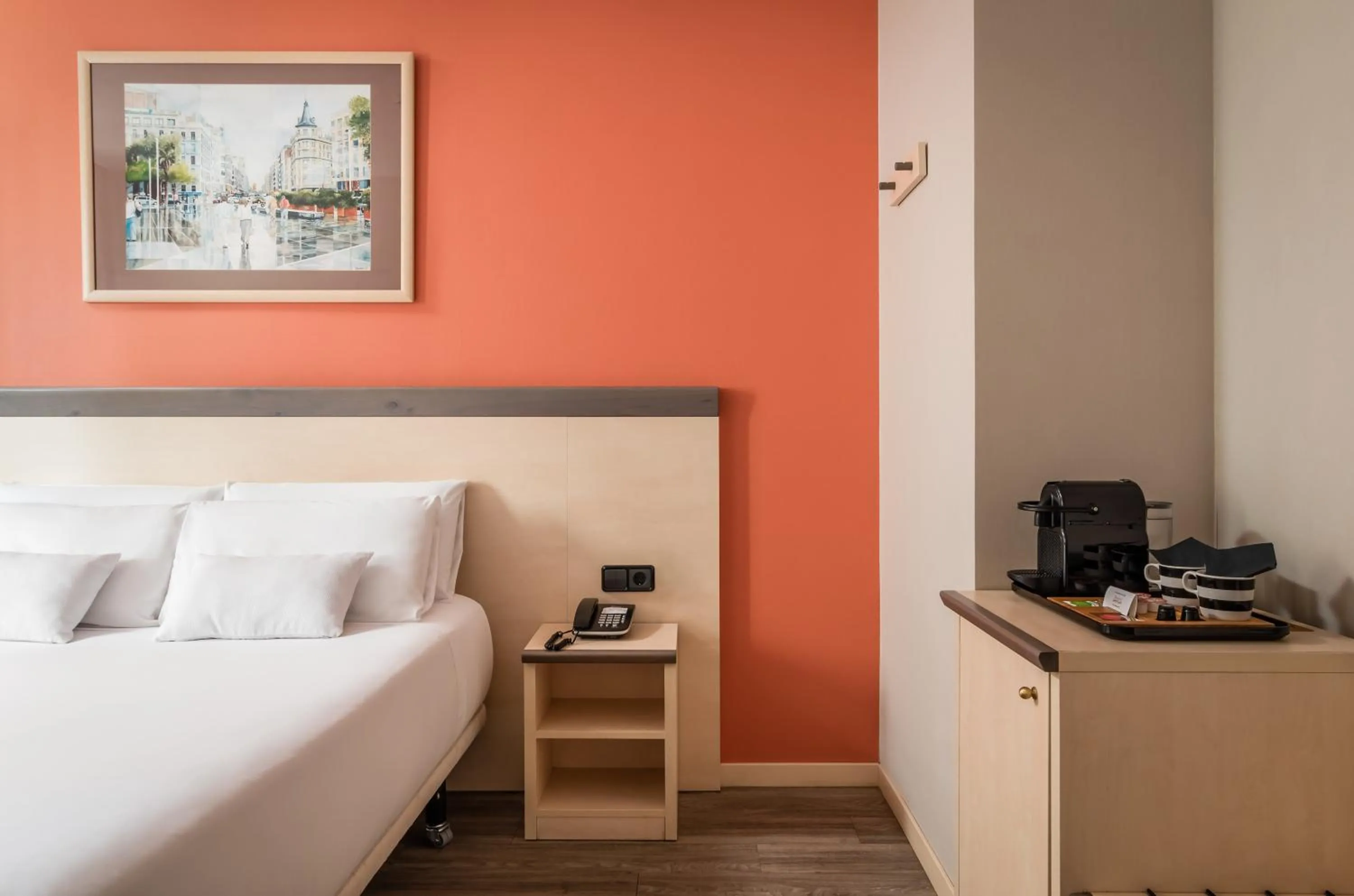 Bed in Petit Palace Trencadís