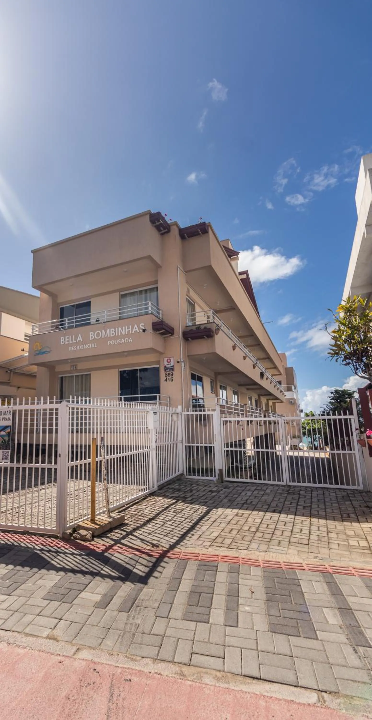 Property building in Pousada Bella Bombinhas - Pé na areia