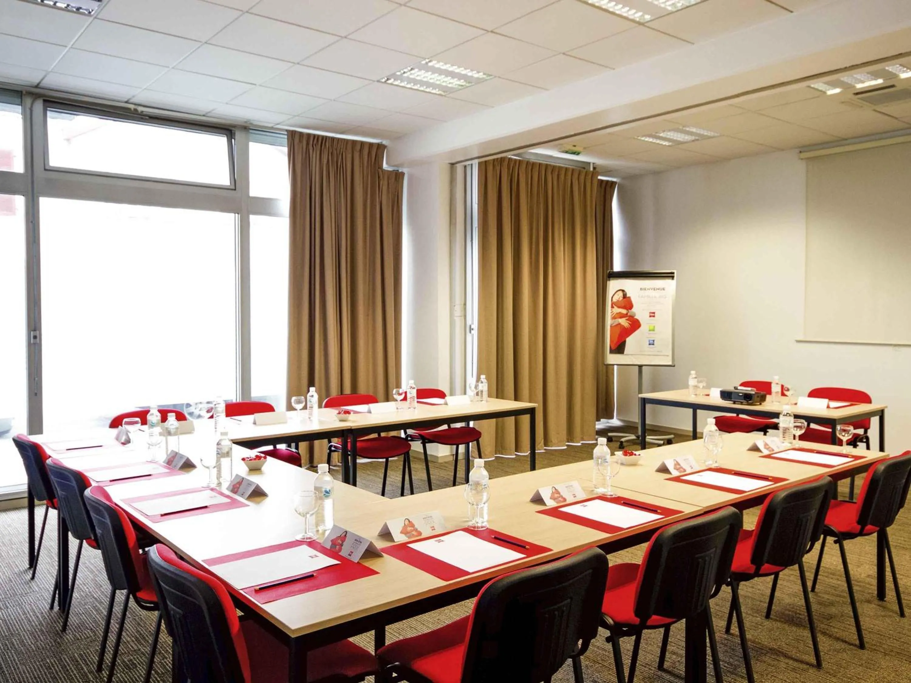 Meeting/conference room in ibis Bayonne Centre