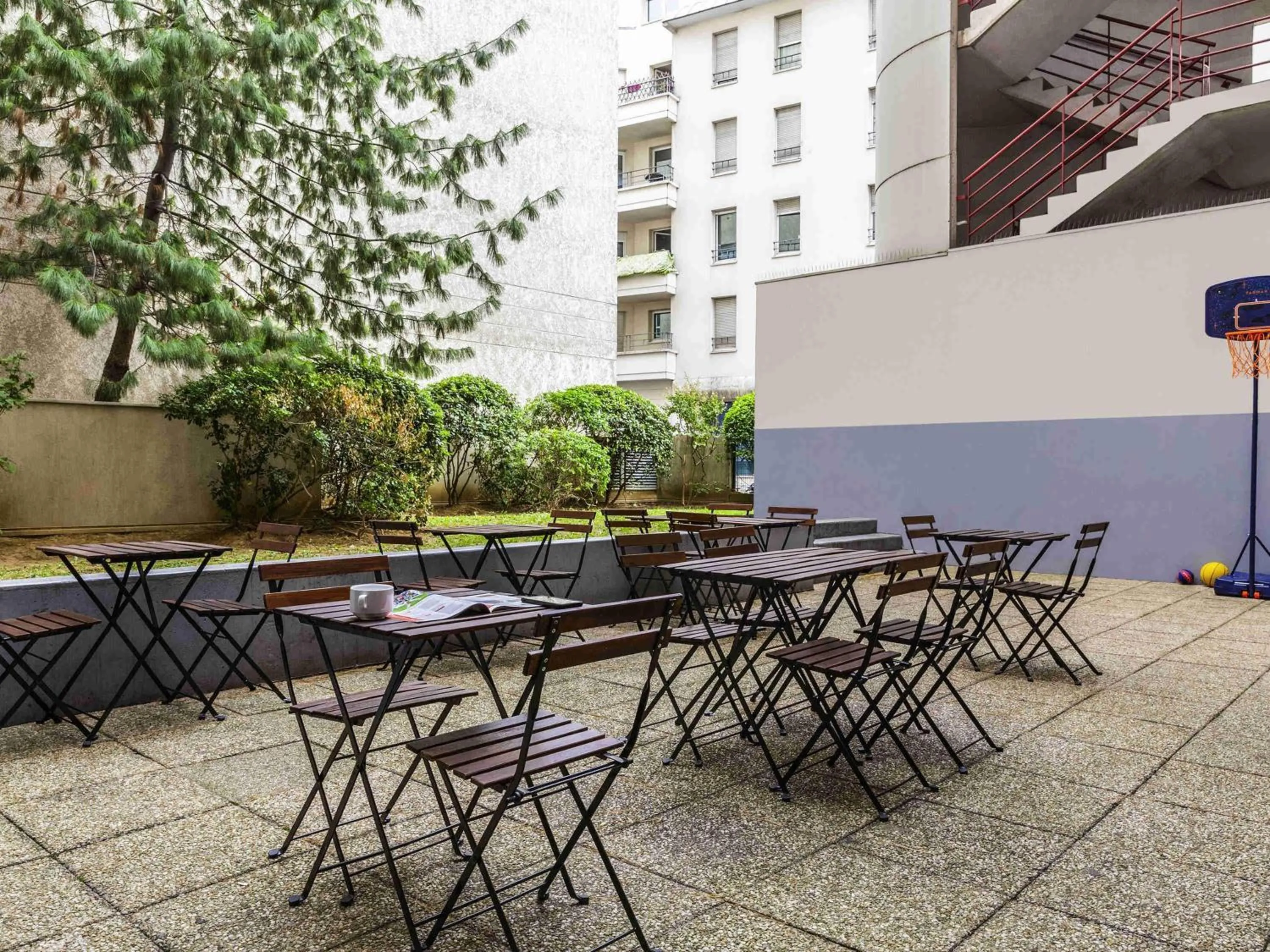 Property building in ibis budget Paris Porte d'Italie Est