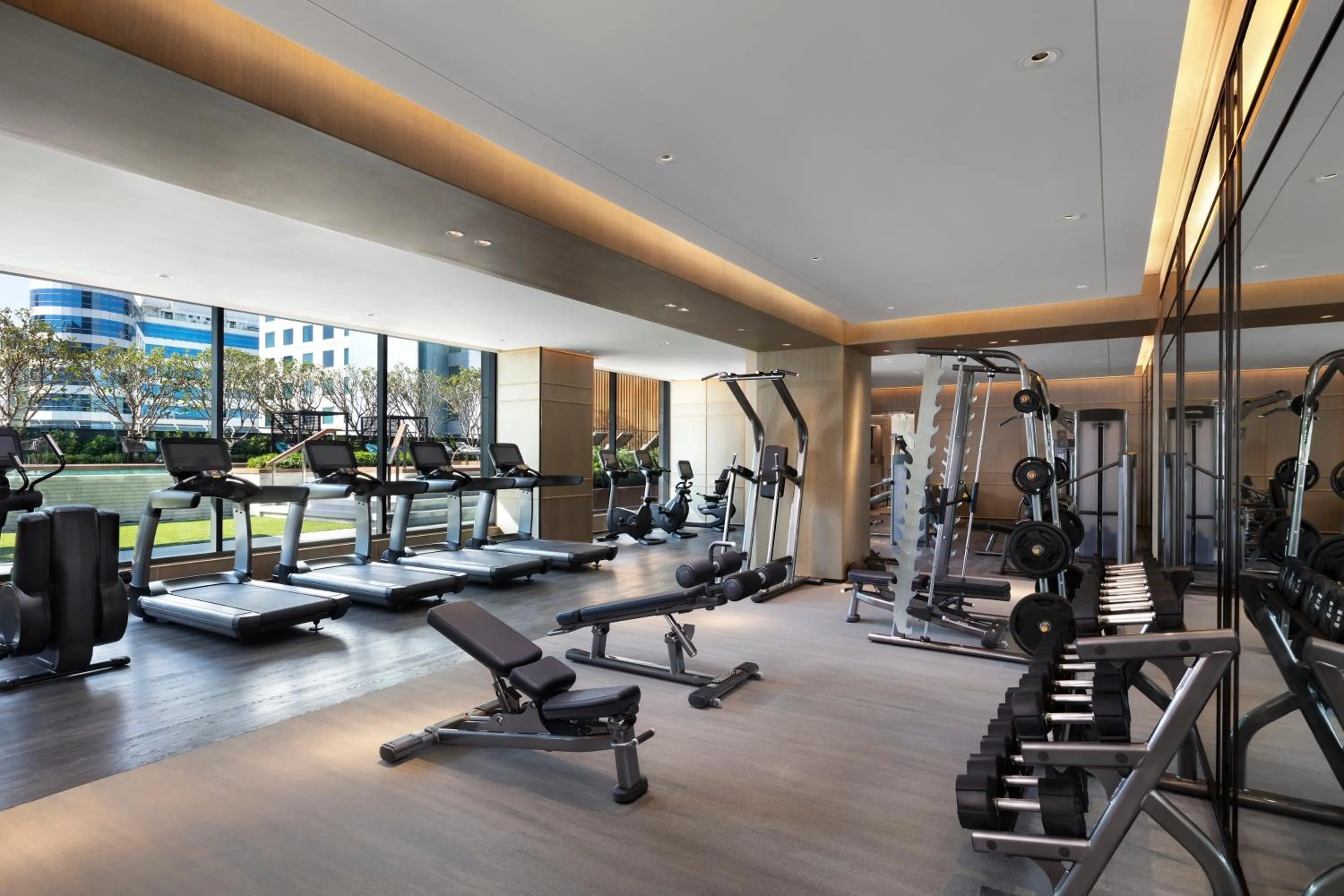 Fitness centre/facilities in Carlton Hotel Bangkok Sukhumvit