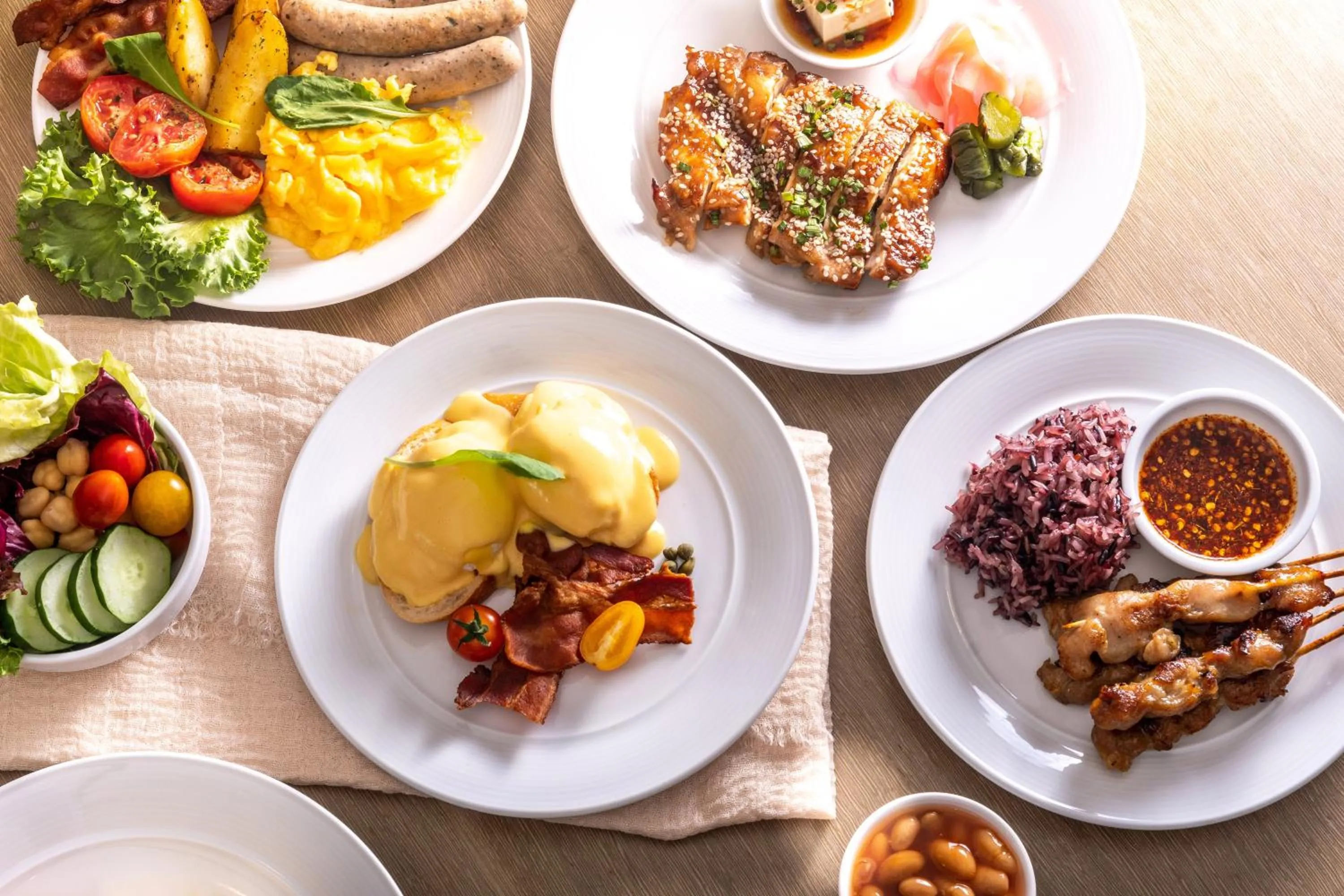 Food in Carlton Hotel Bangkok Sukhumvit