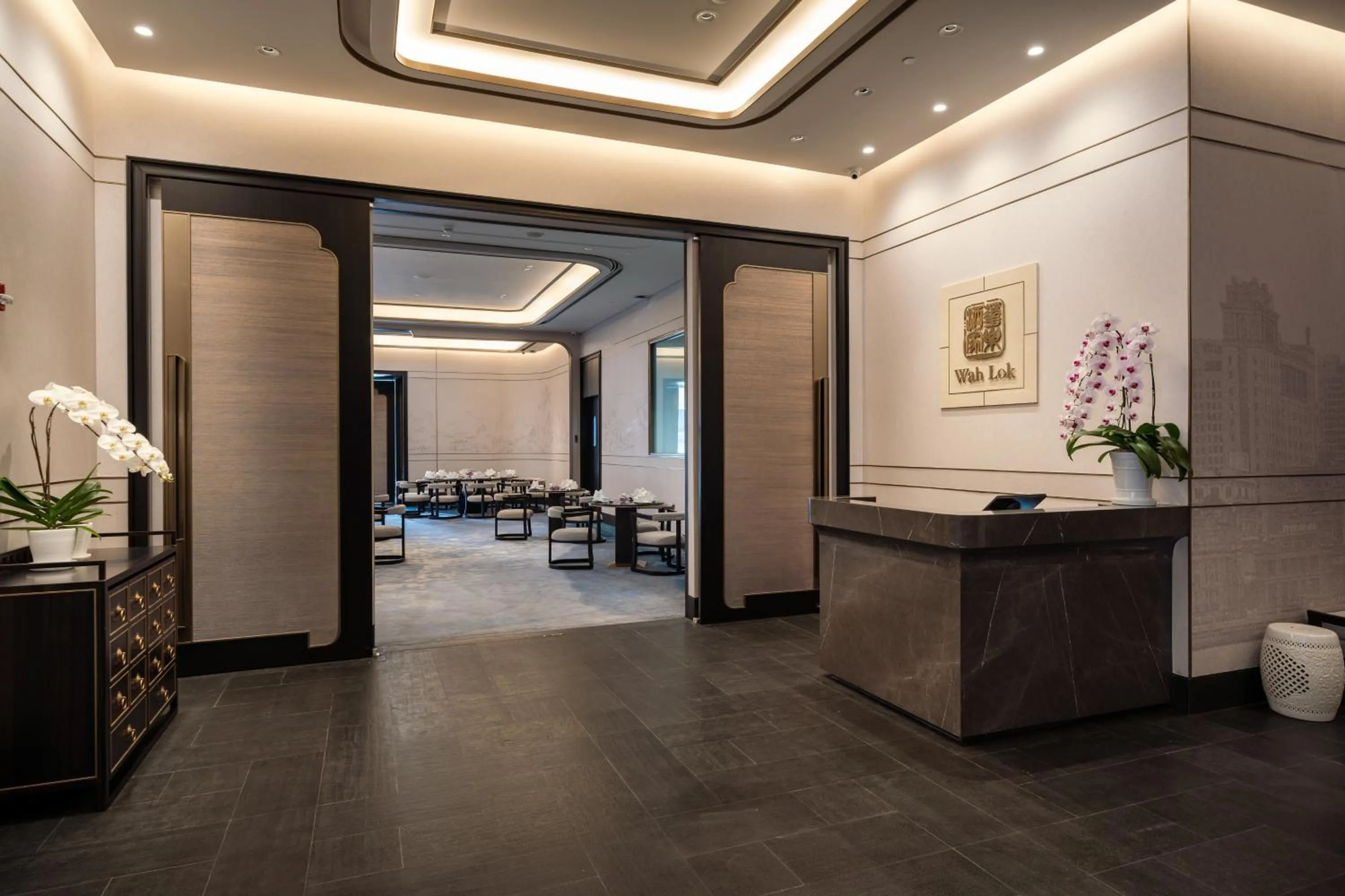 Restaurant/places to eat in Carlton Hotel Bangkok Sukhumvit