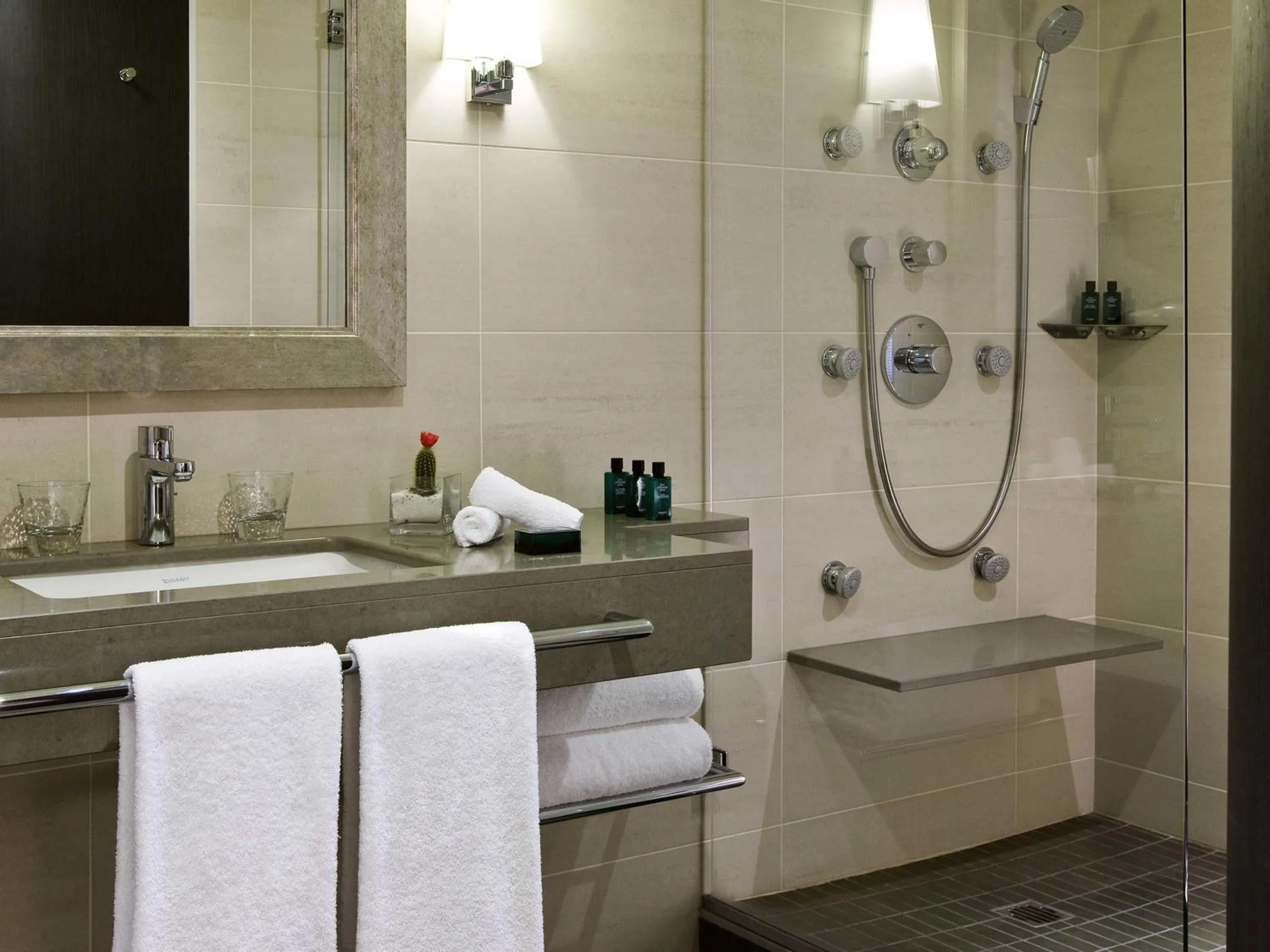 Bedroom in Sofitel Marseille Vieux-Port