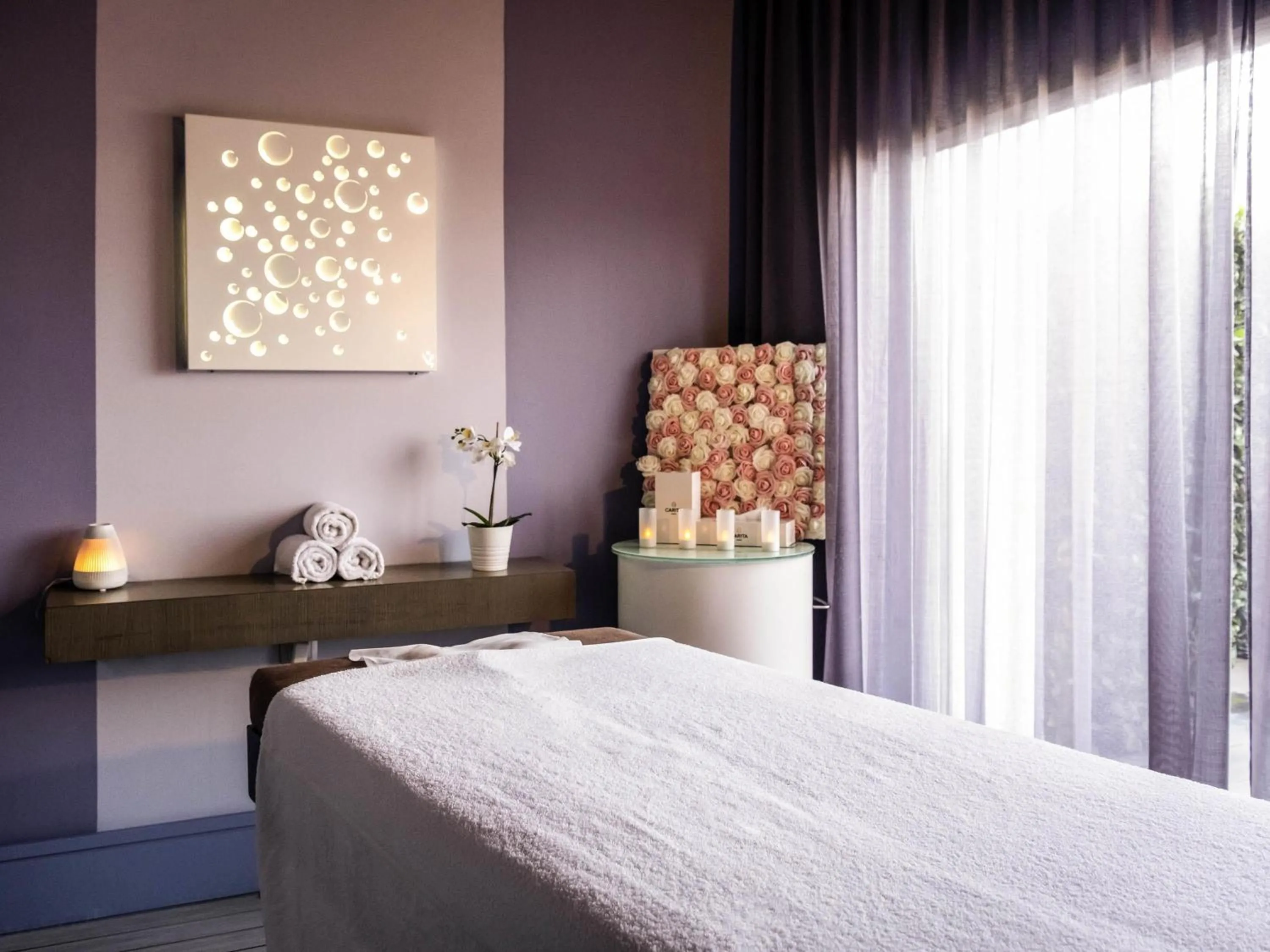 Other, Bed in Sofitel Marseille Vieux-Port