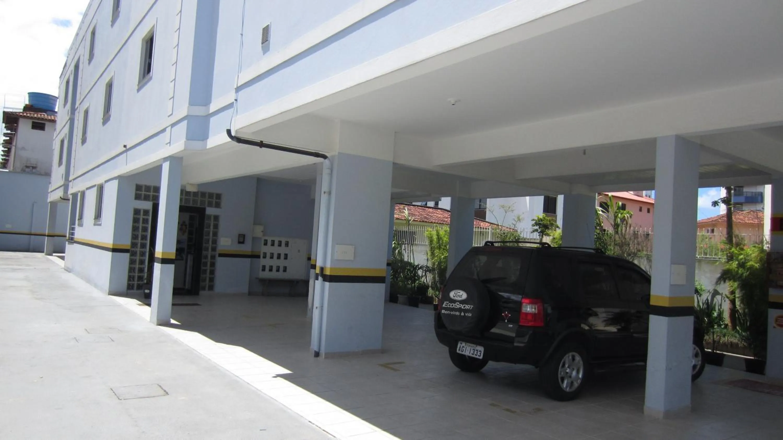 Day in Kasato Maru Residence