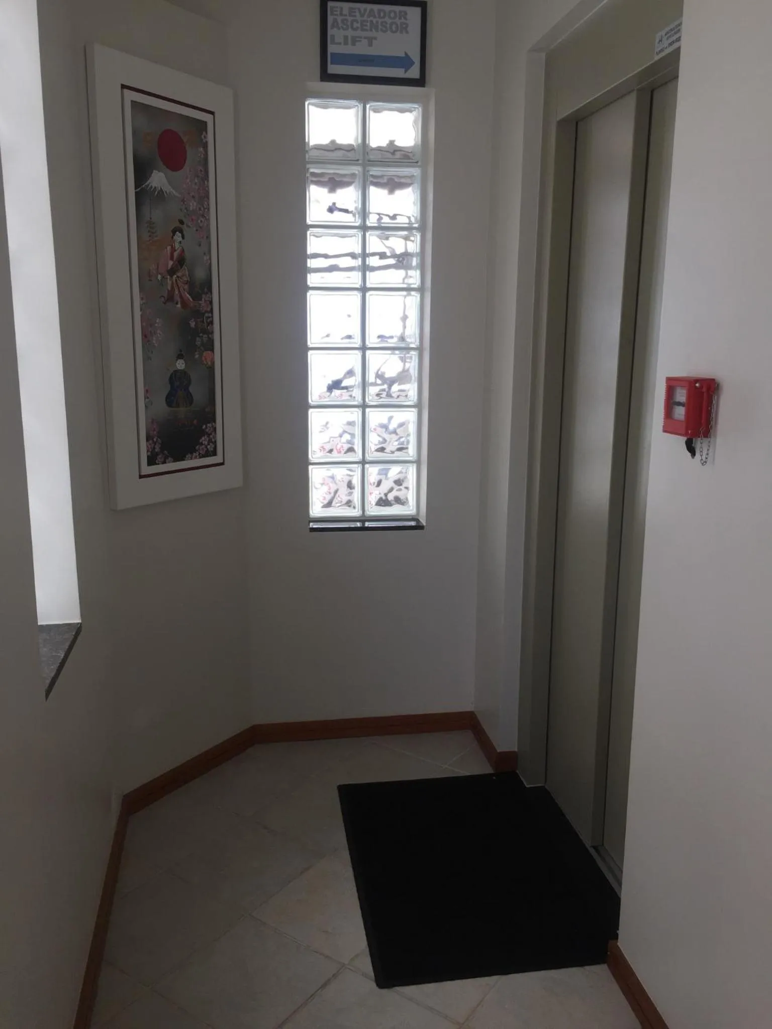 Facade/entrance in Kasato Maru Residence