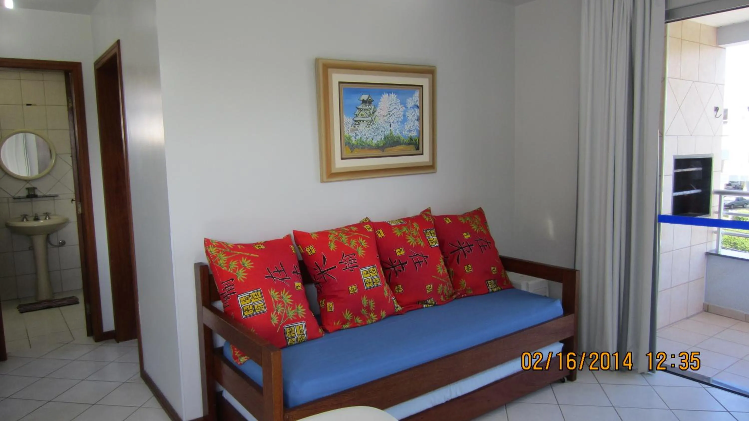 Day in Kasato Maru Residence