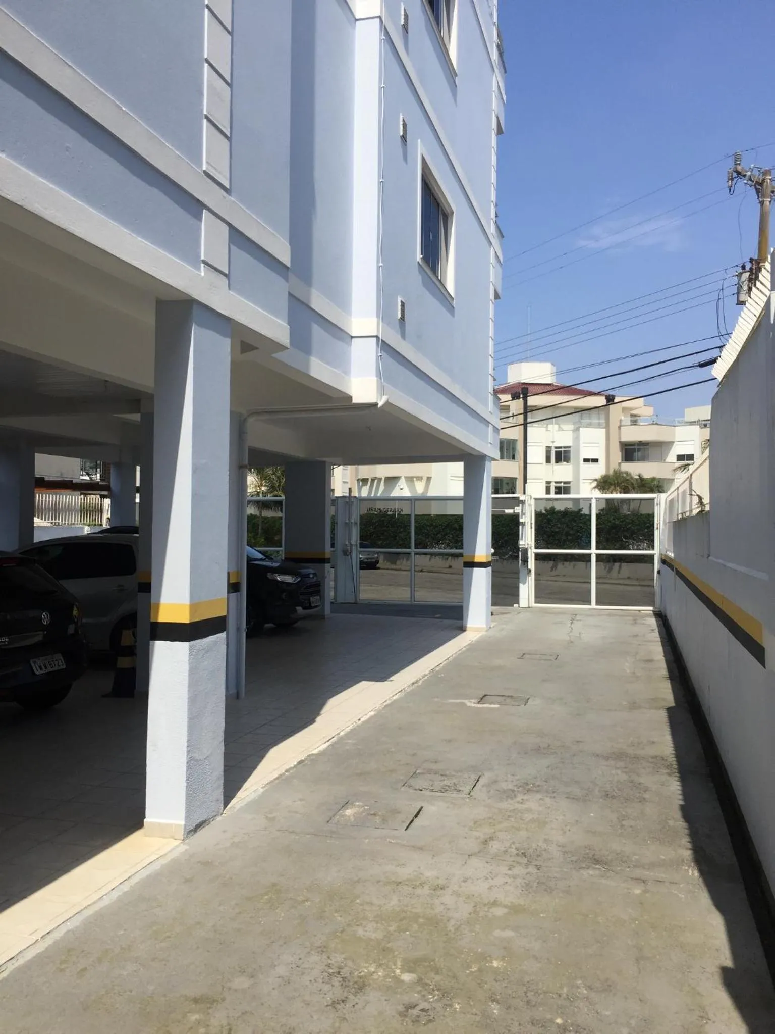 Facade/entrance in Kasato Maru Residence