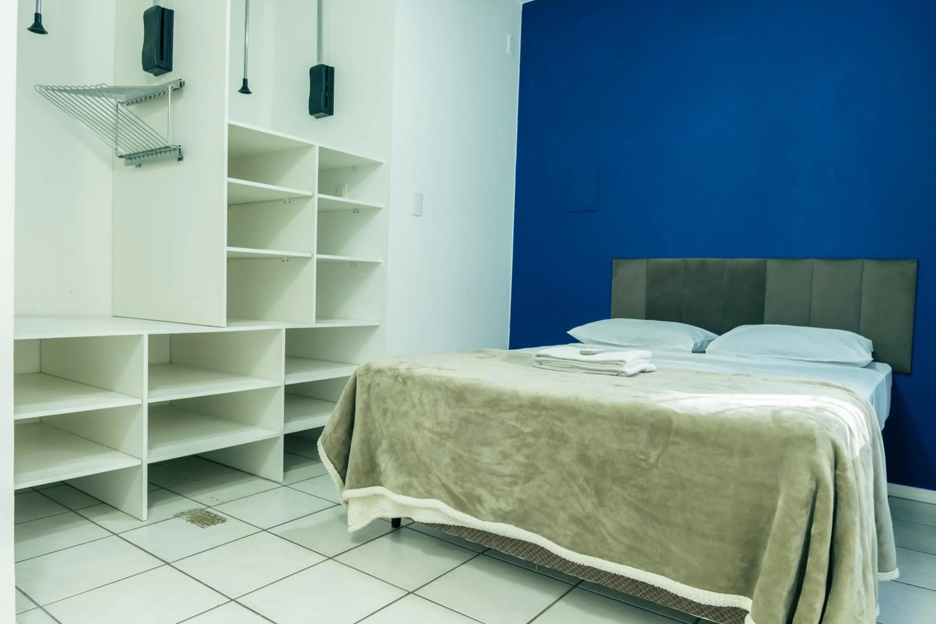 Bed in HANNA Amsterdam Hotel & Eventos