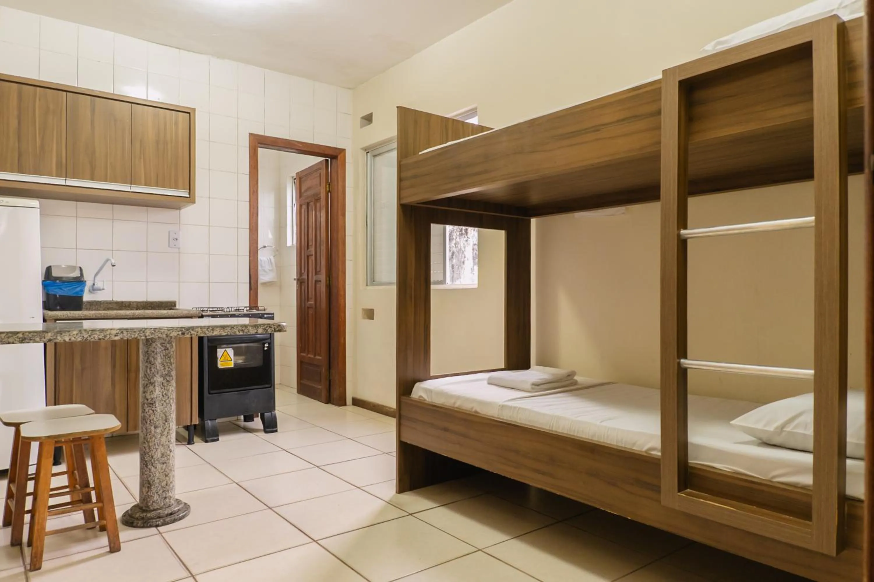 Bed in HANNA Amsterdam Hotel & Eventos