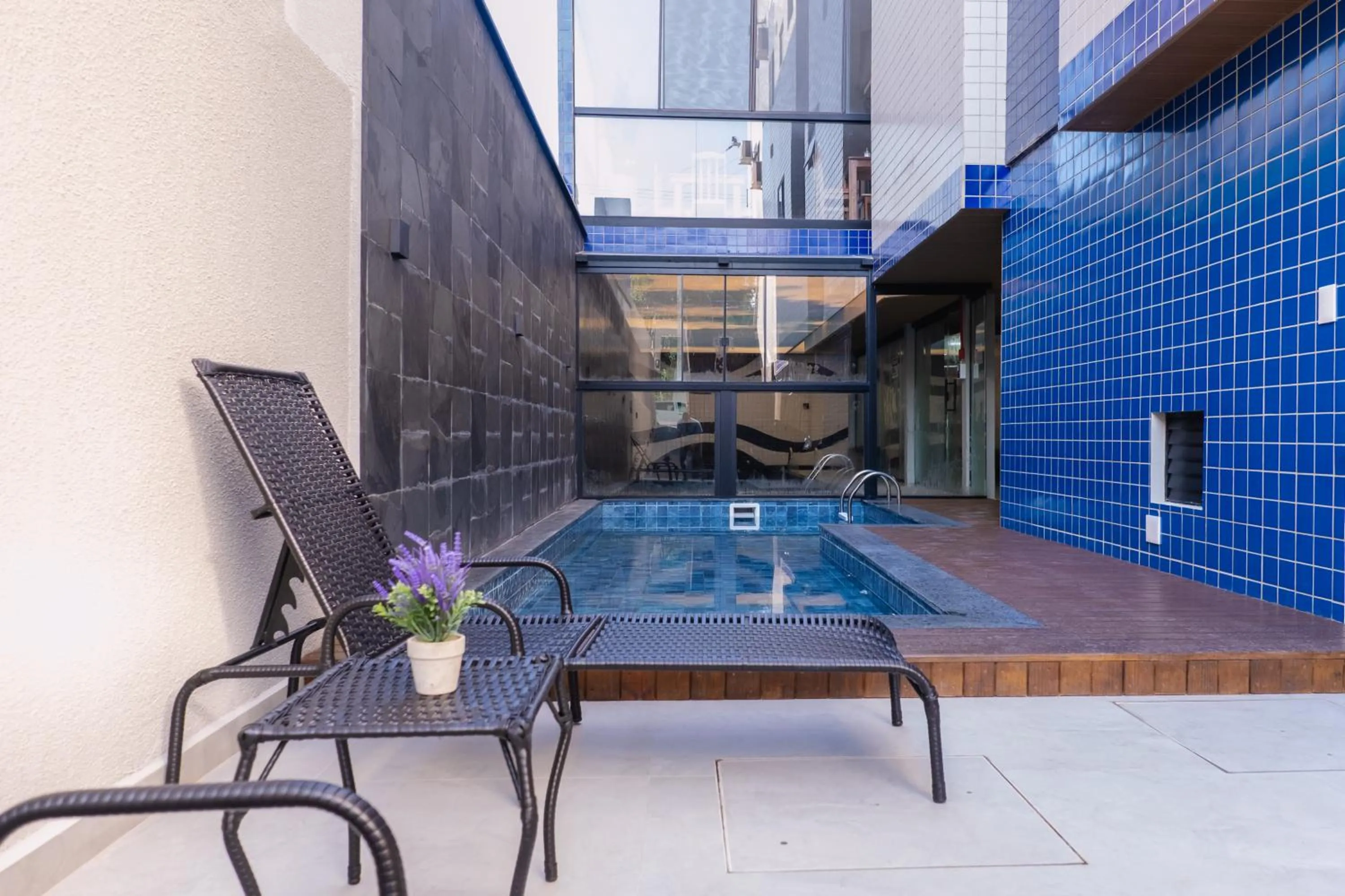 Swimming pool in HANNA Amsterdam Hotel & Eventos