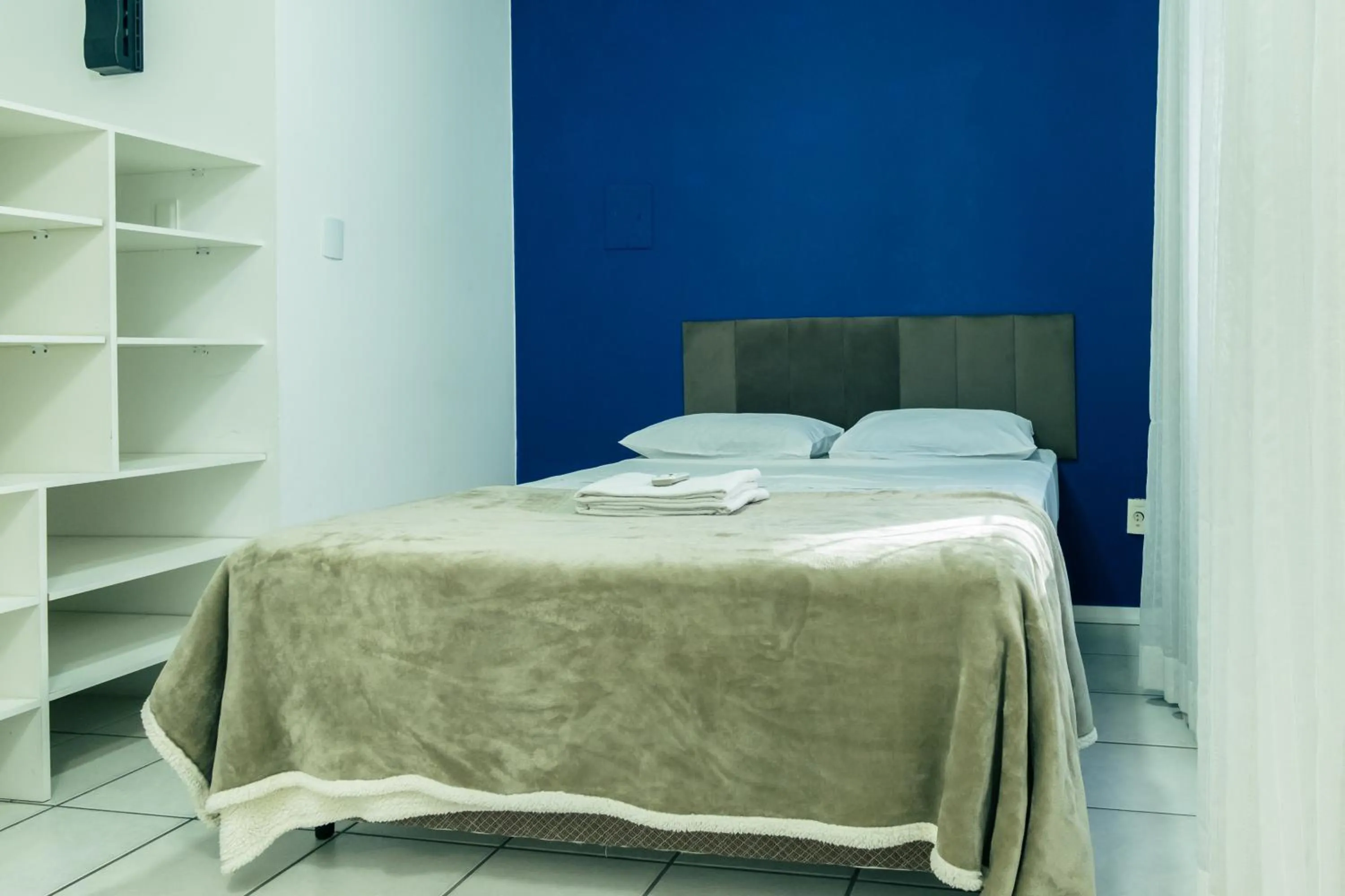 Bed in HANNA Amsterdam Hotel & Eventos