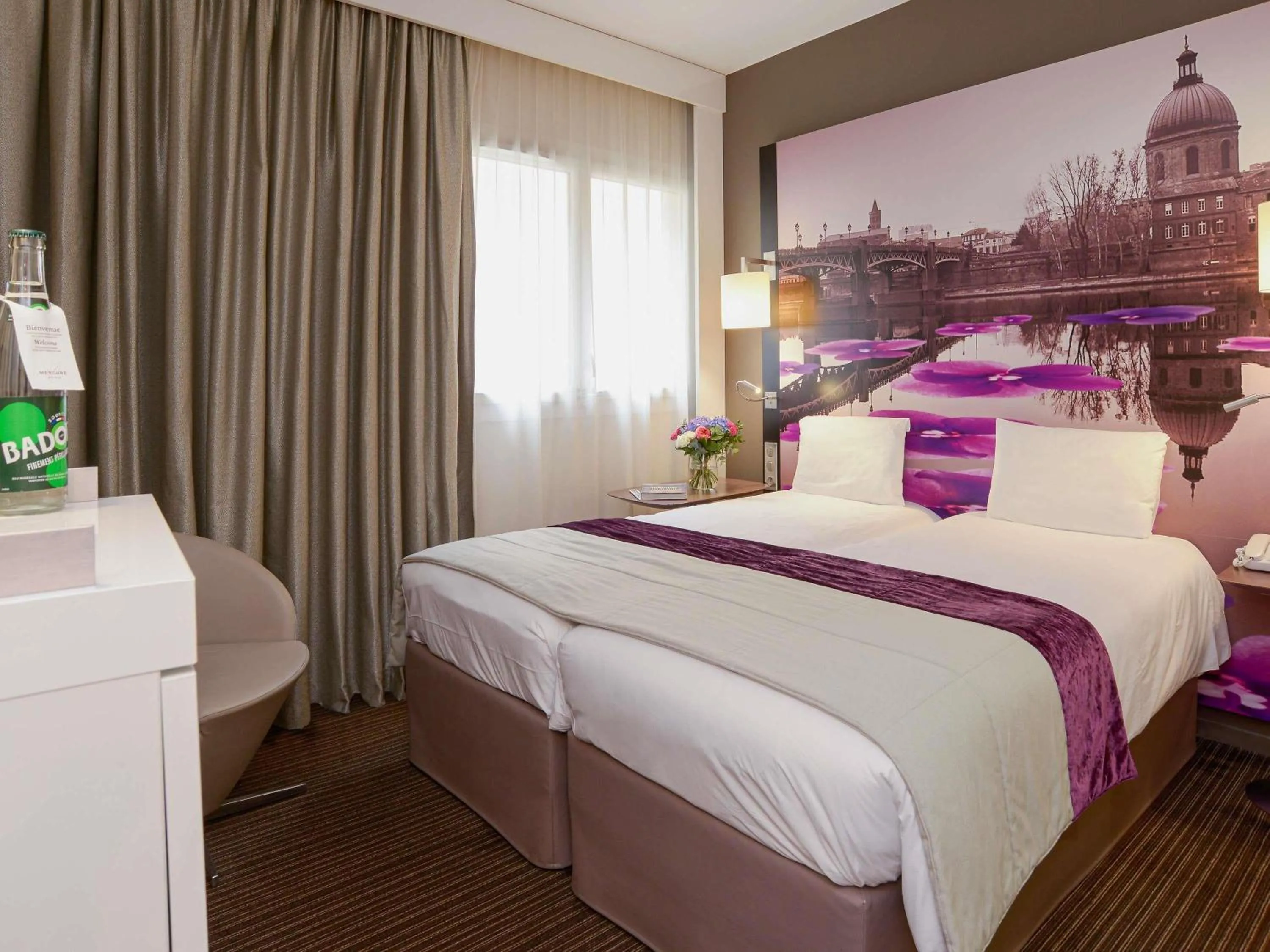 Bedroom, Bed in Mercure Toulouse Centre Wilson Capitole