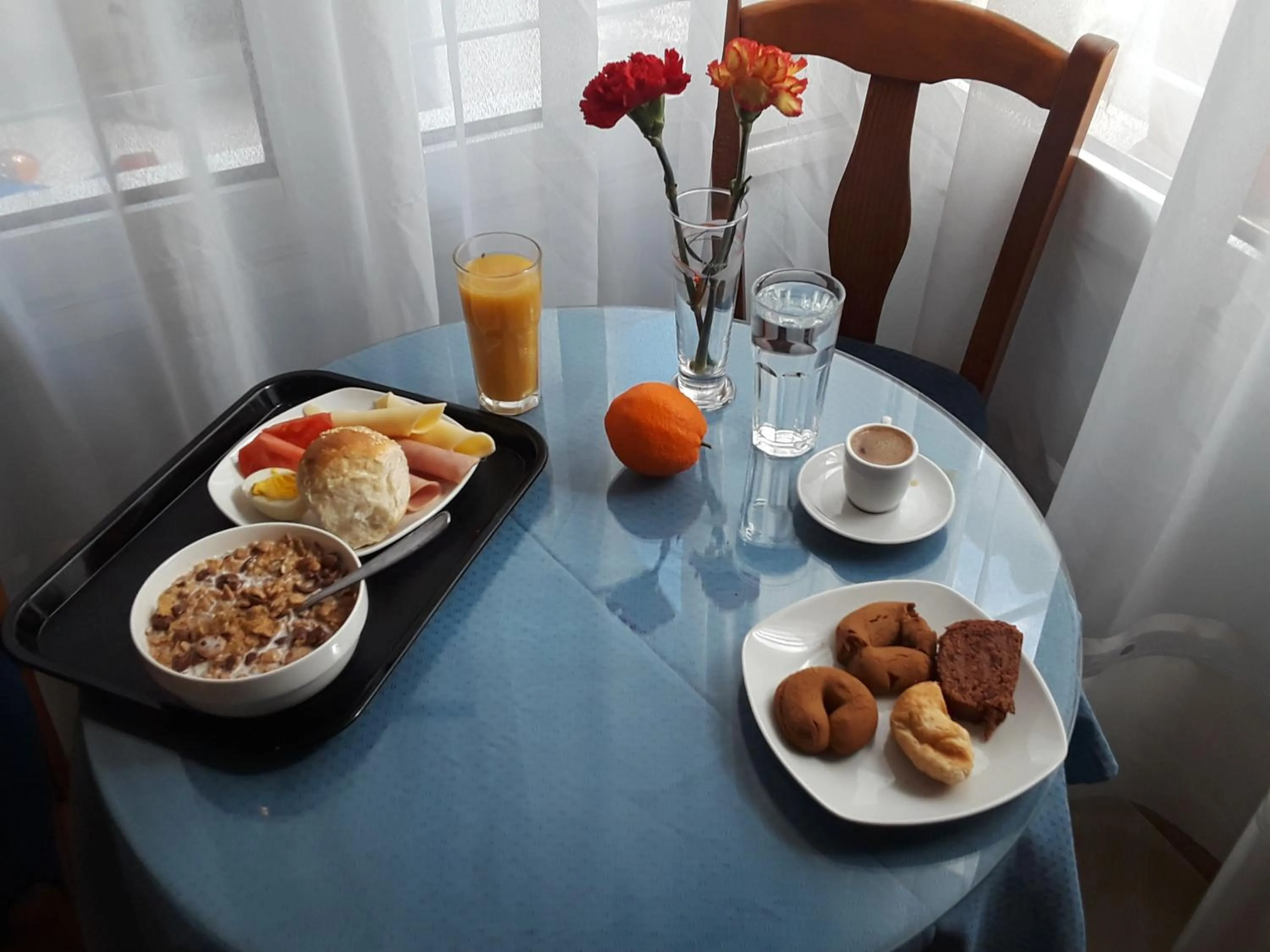 Food and drinks in Hotel Asteria