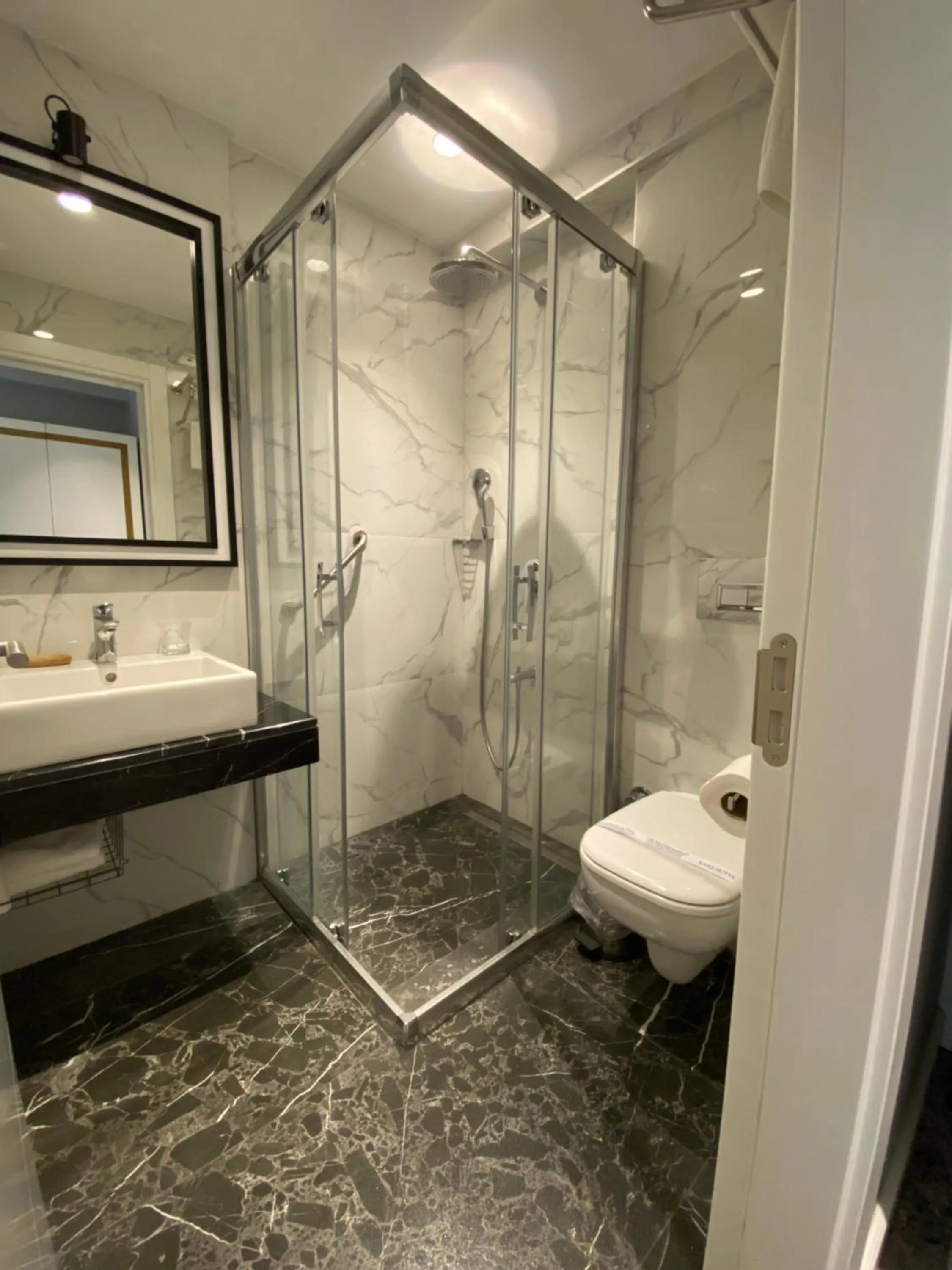 Bathroom in Kare Hotel Sultanahmet