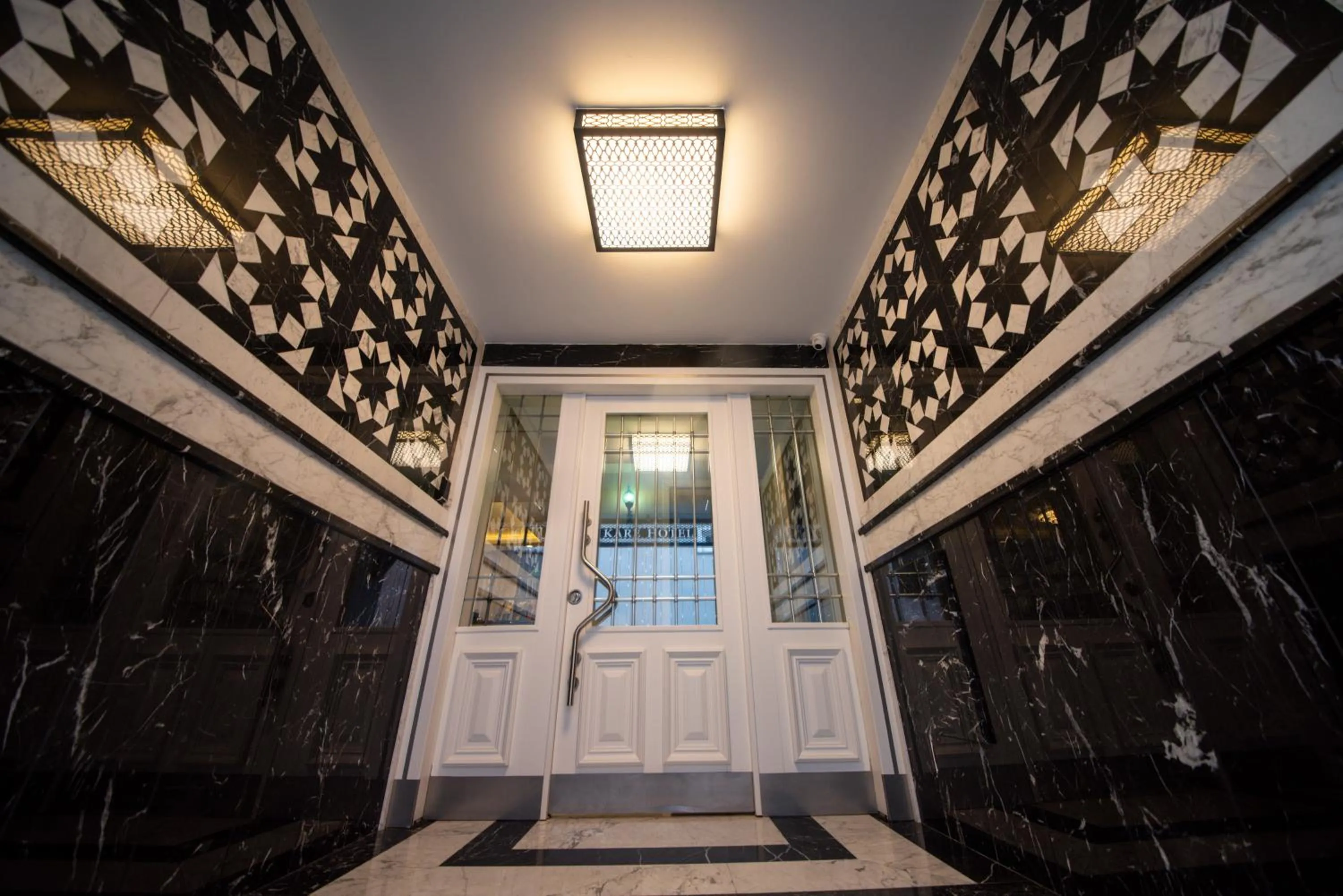 Facade/entrance in Kare Hotel Sultanahmet