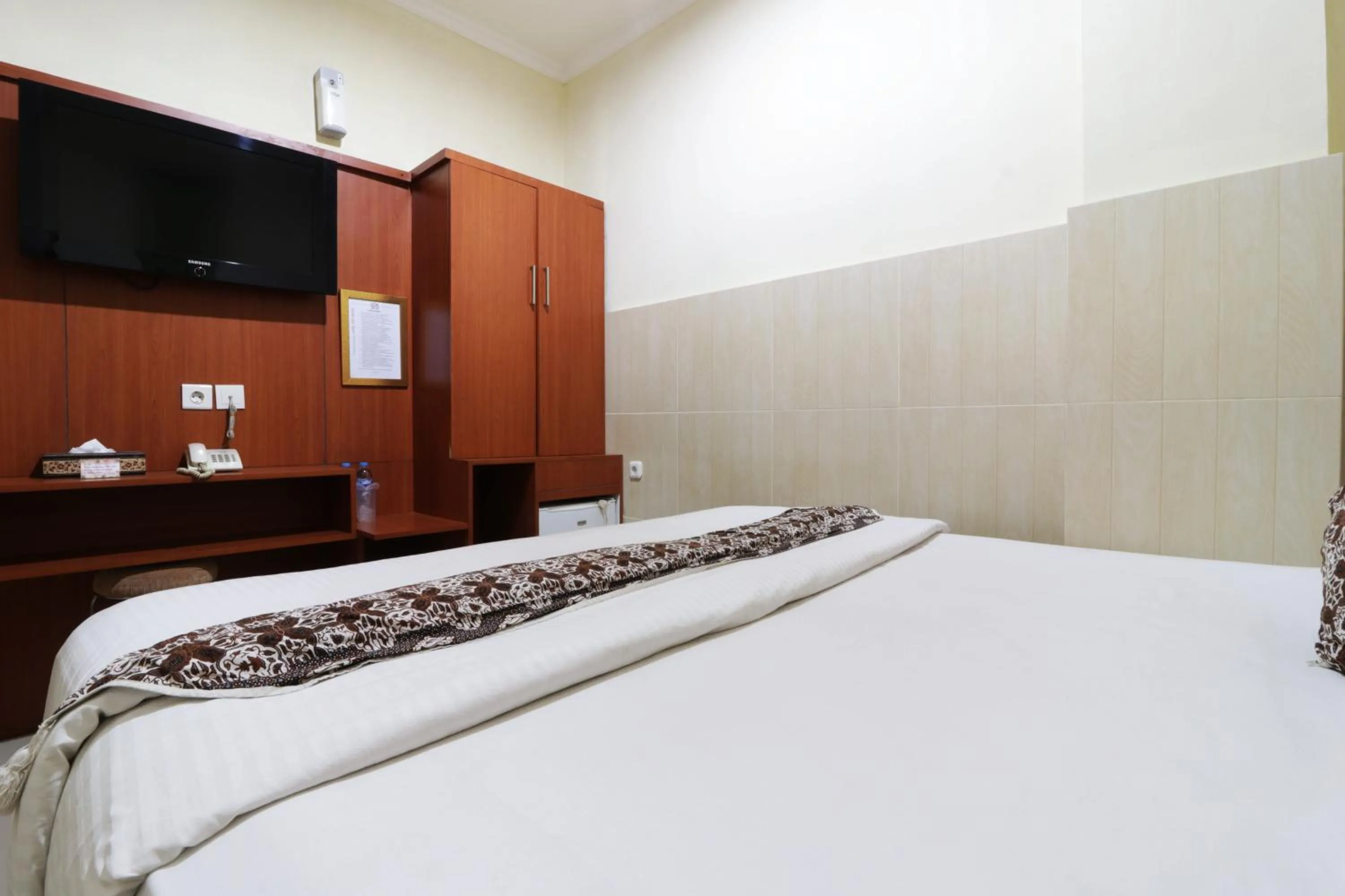 Deluxe Suite in 58 Guesthouse Tangerang