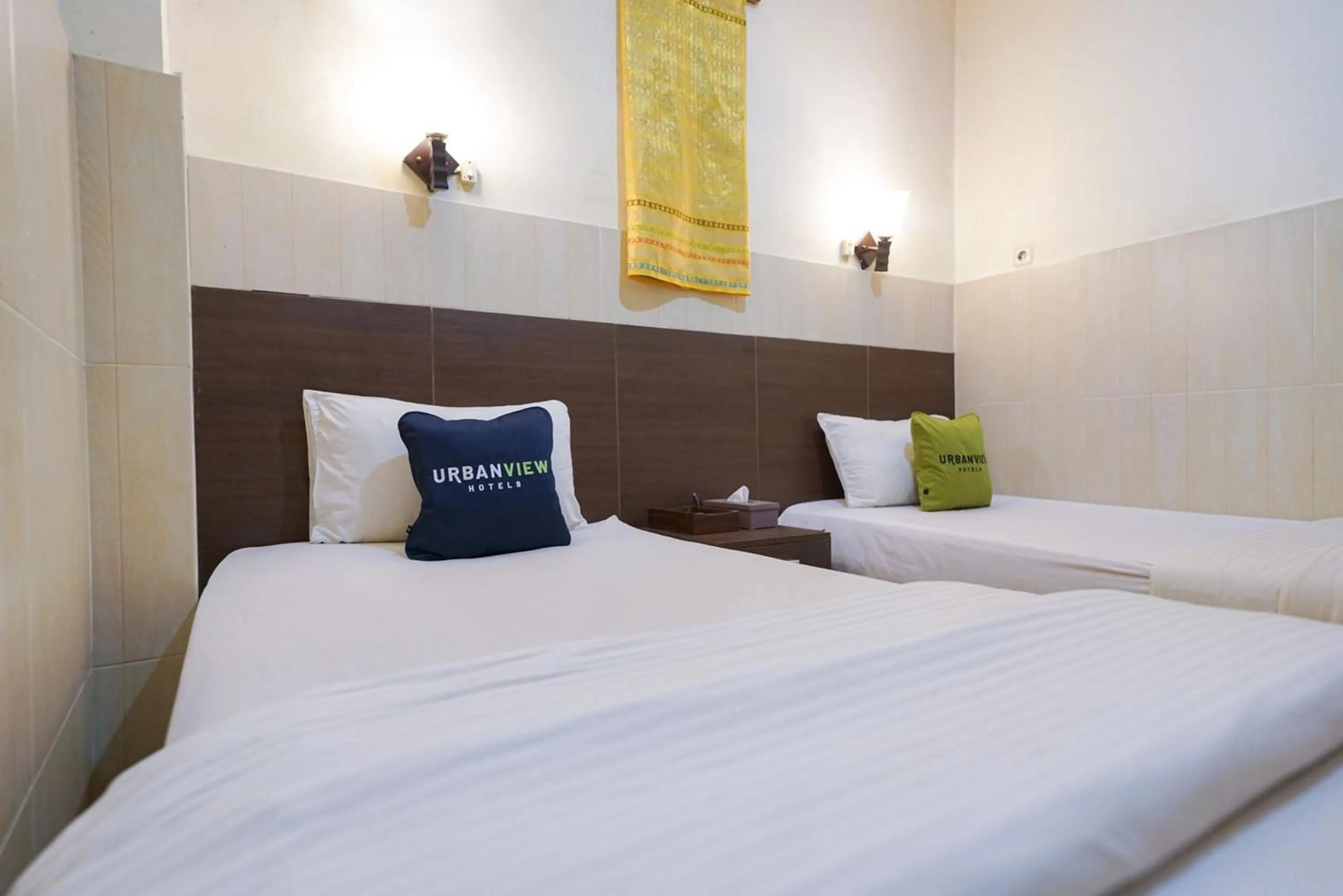 Bedroom, Bed in Urbanview Hotel 58 Bintaro