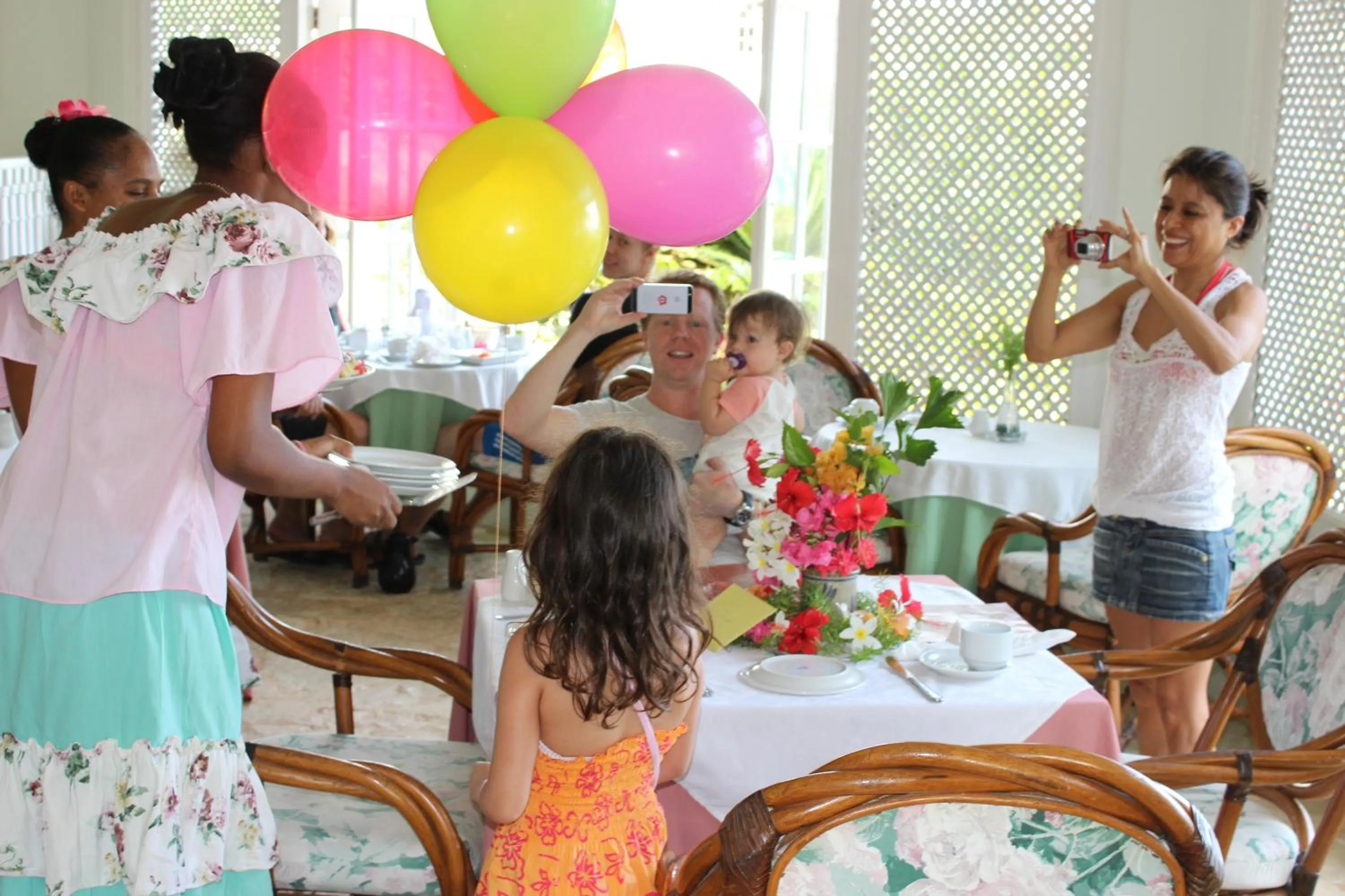 Restaurant/places to eat in Hotel Villa Serena