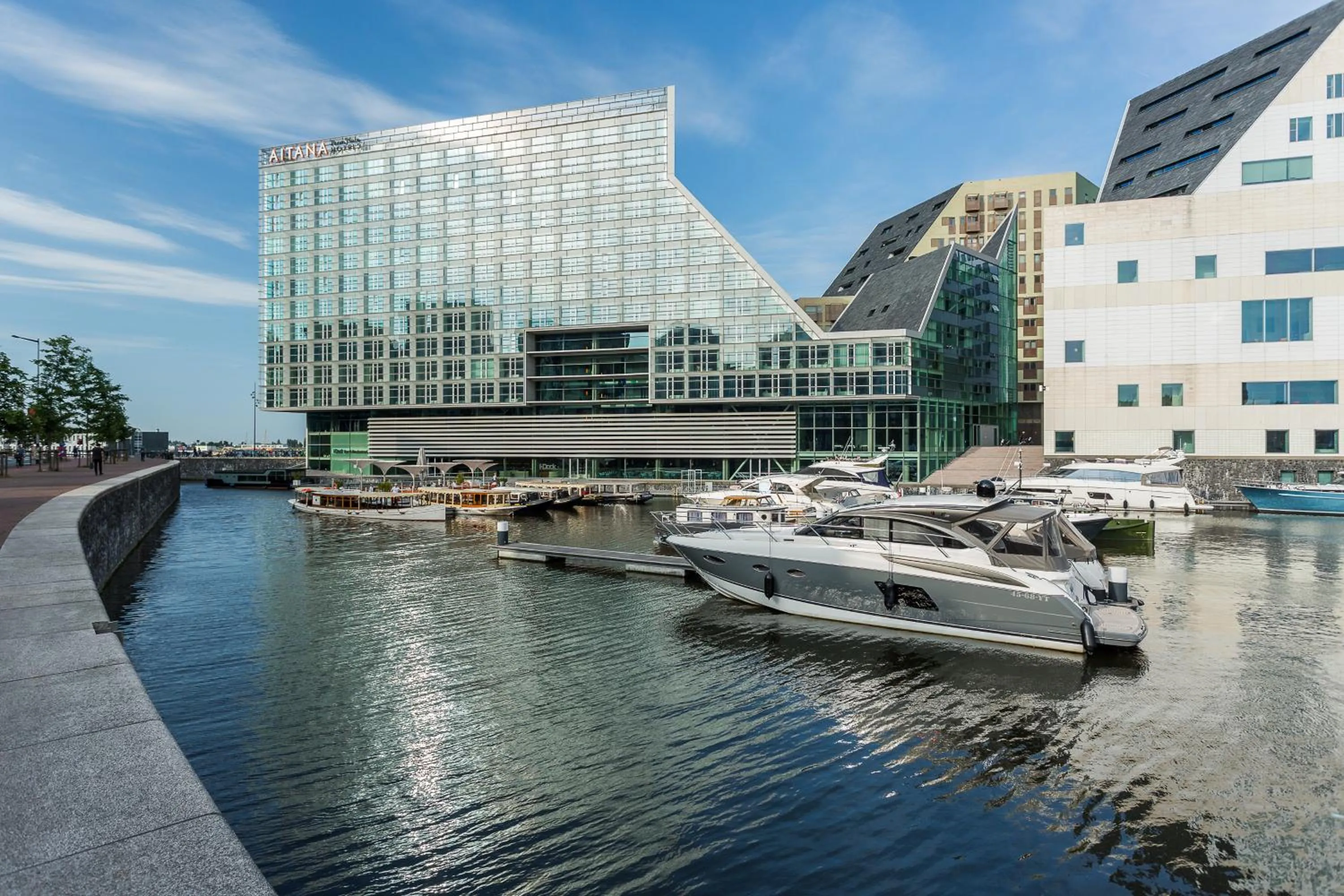 Property building in Room Mate Aitana, Amsterdam