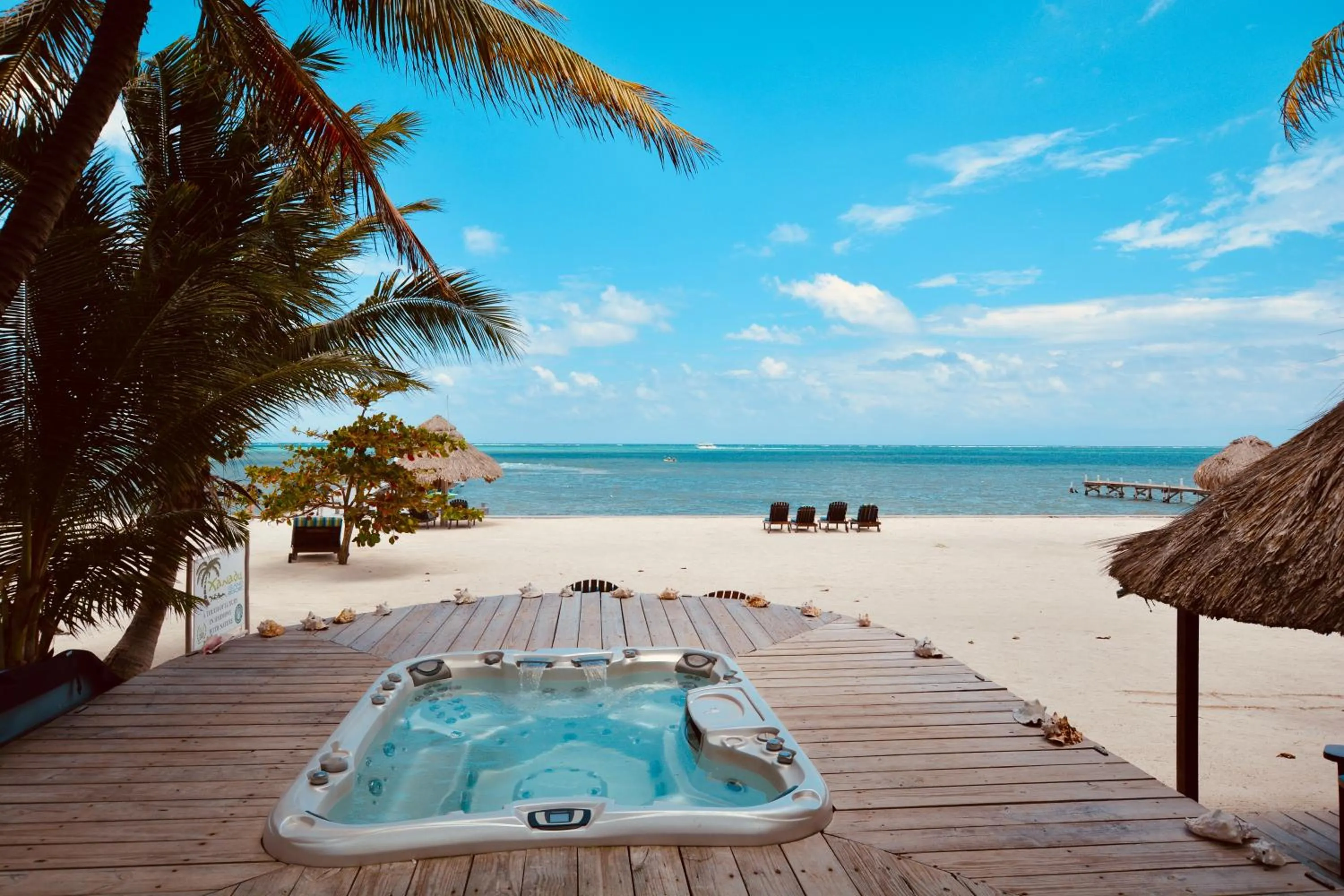 Hot Tub in Xanadu Island Resort