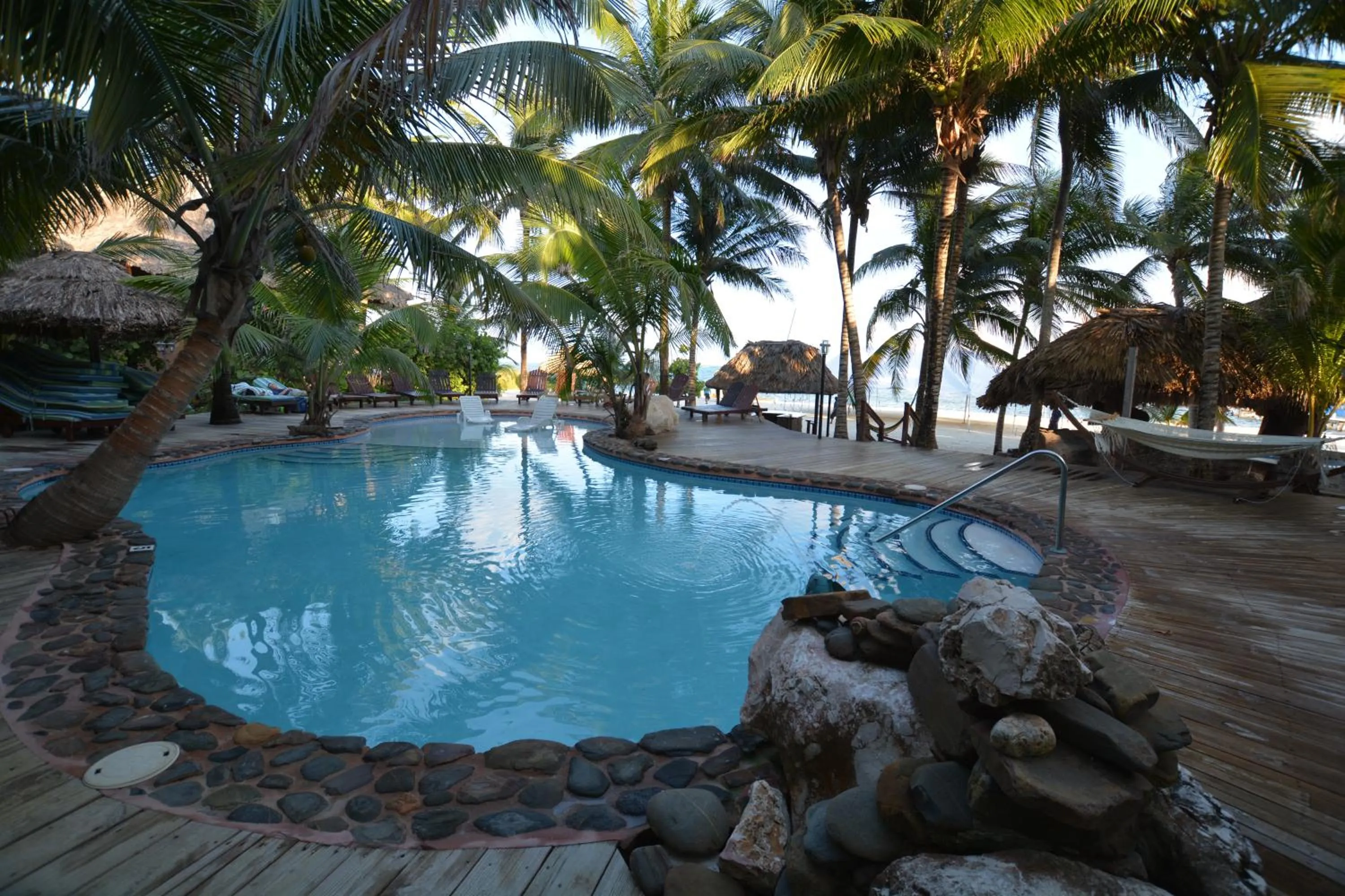 Swimming pool in Xanadu Island Resort
