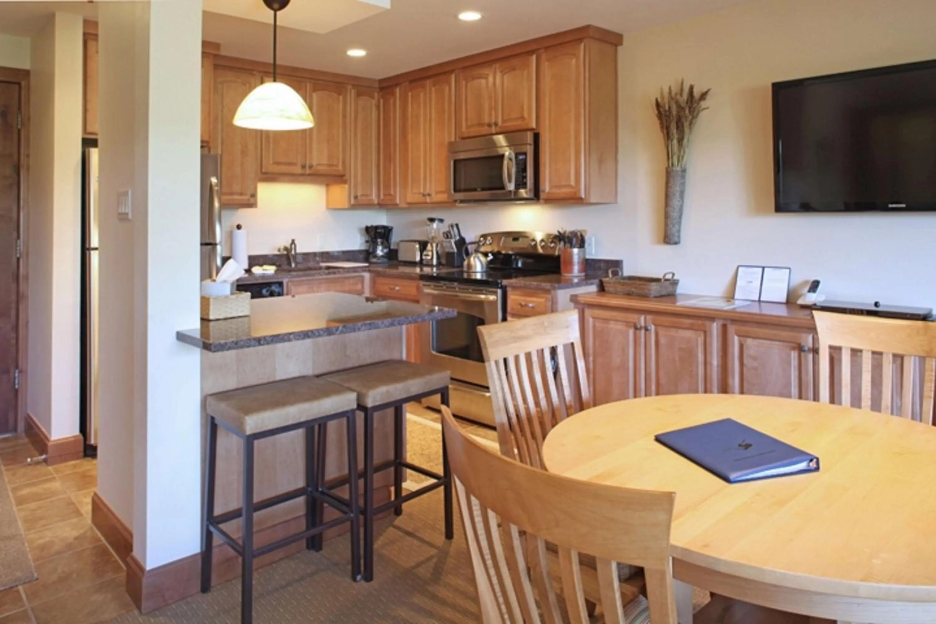 Photo of the whole room in Lichenhearth - CoralTree Residence Collection