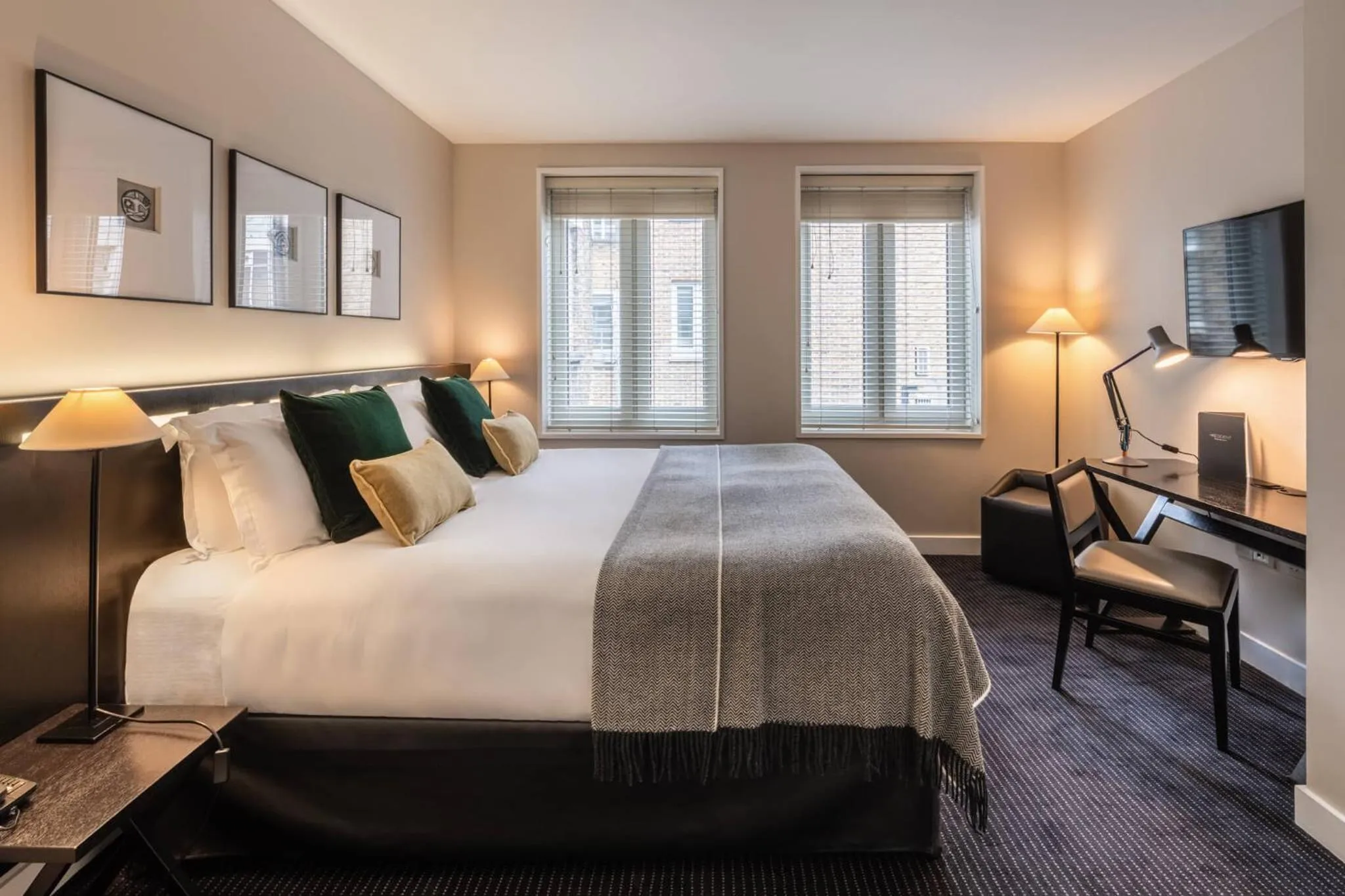 Photo of the whole room, Bed in The Resident Soho