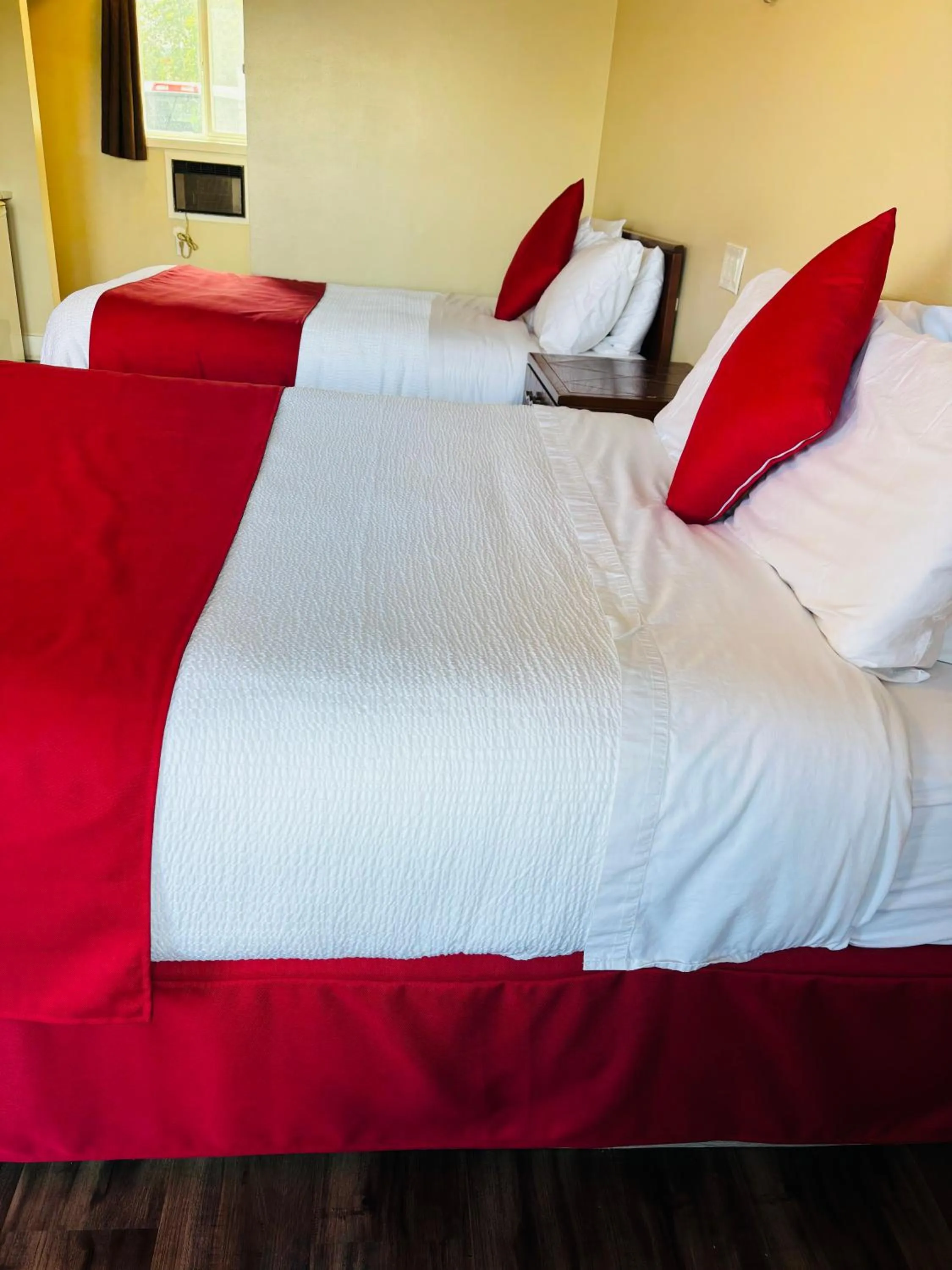 Bed in Imperial Motel