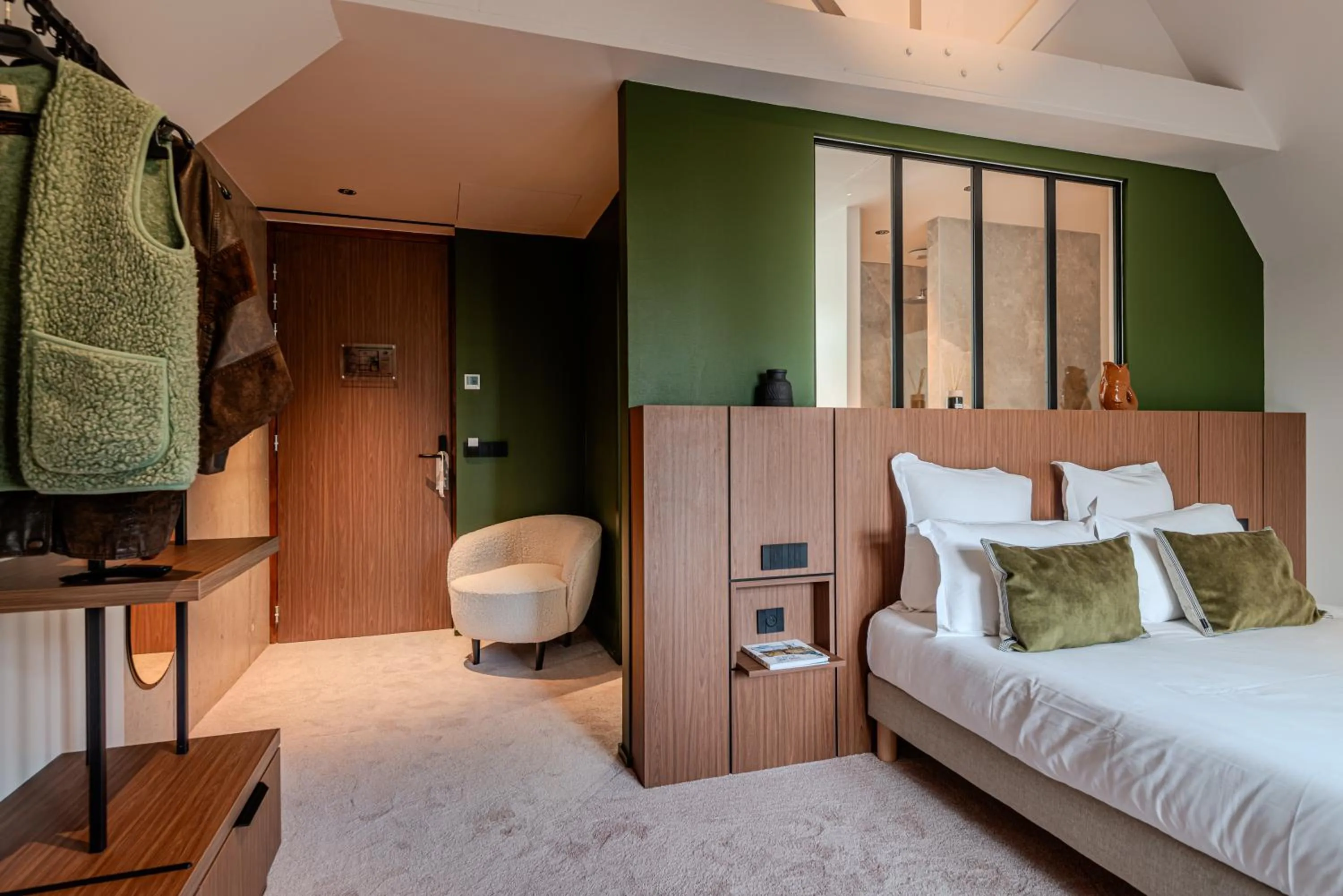 Photo of the whole room, Bed in Hôtel Anne de Bretagne