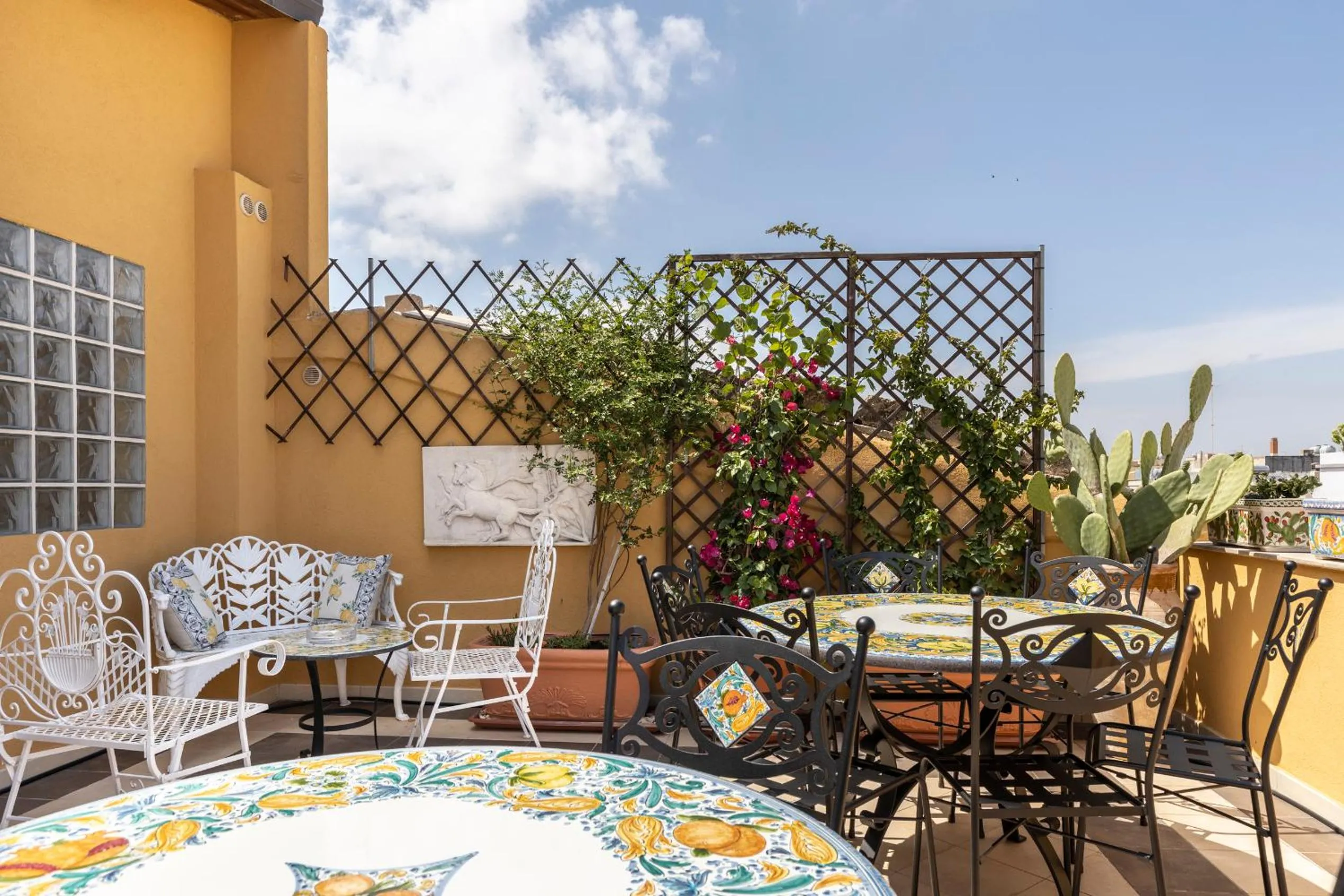 Balcony/Terrace in Saint George's House Appartamenti & Spa