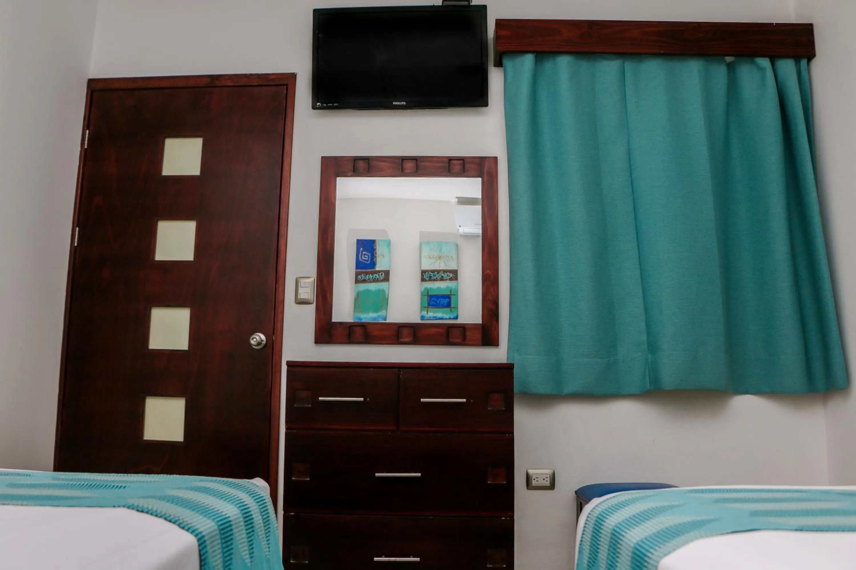 Bed in Playa Linda Hotel