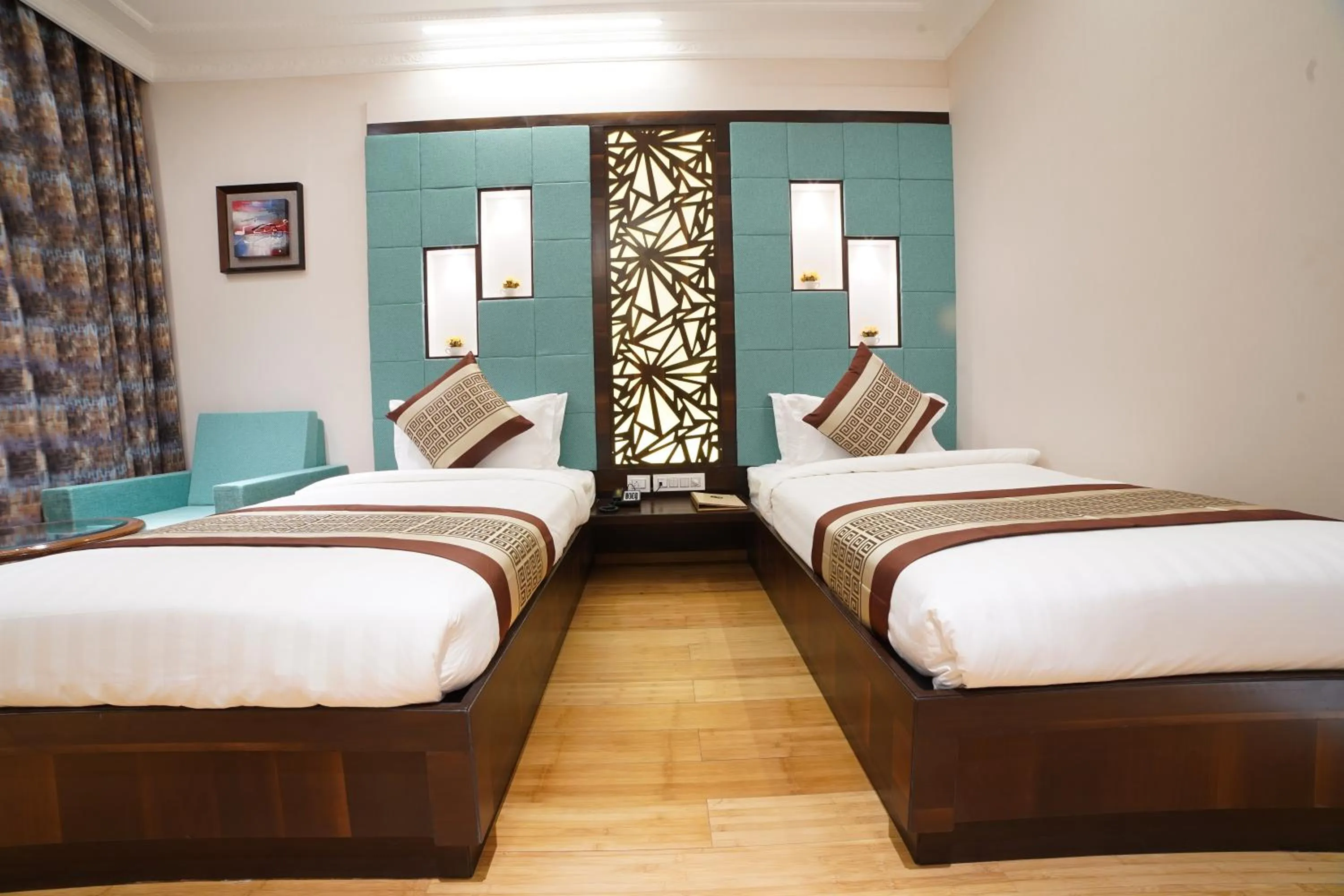 Photo of the whole room in Hotel 18 Keys