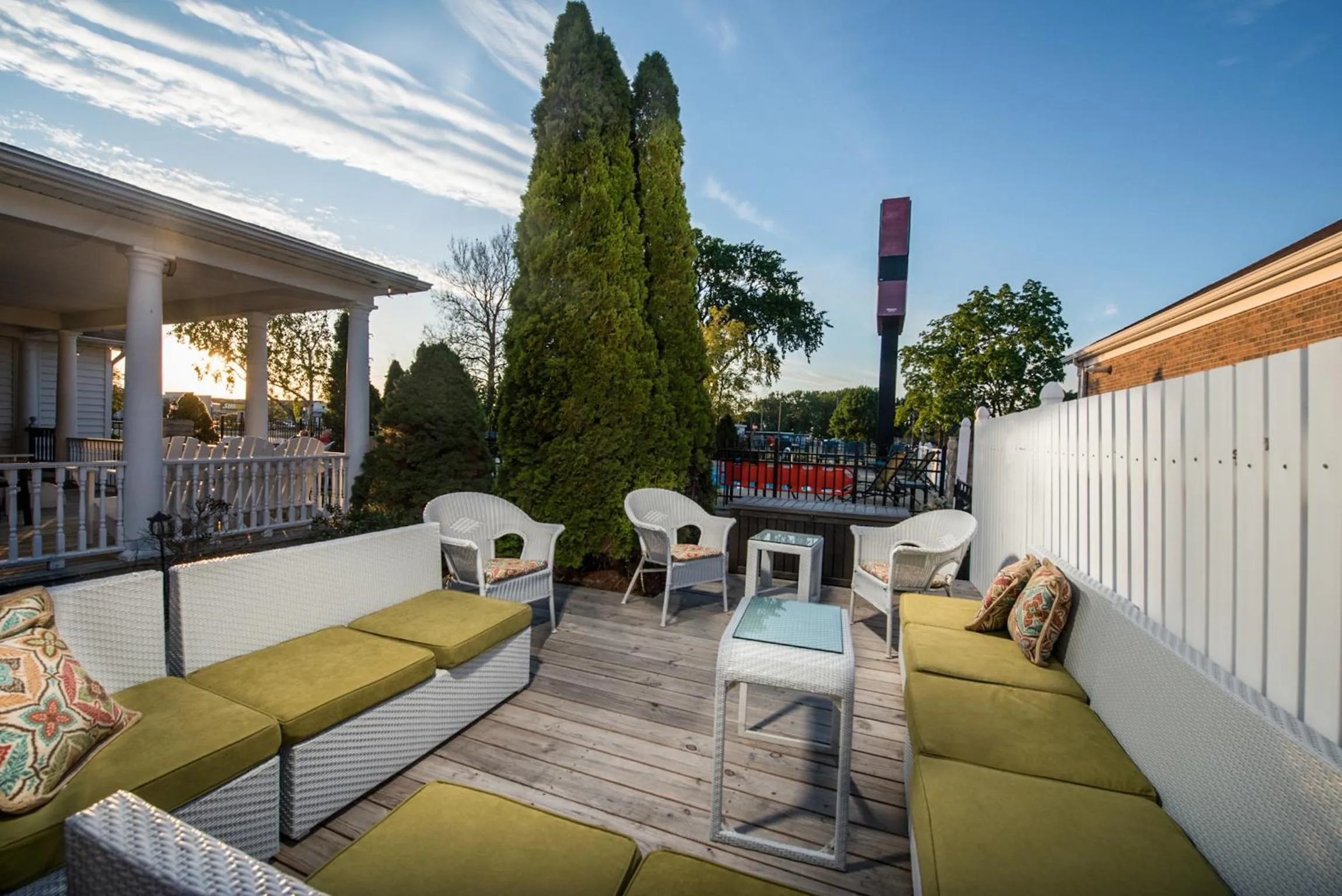 Patio in OurGuest Inn & Suites Downtown Port Clinton