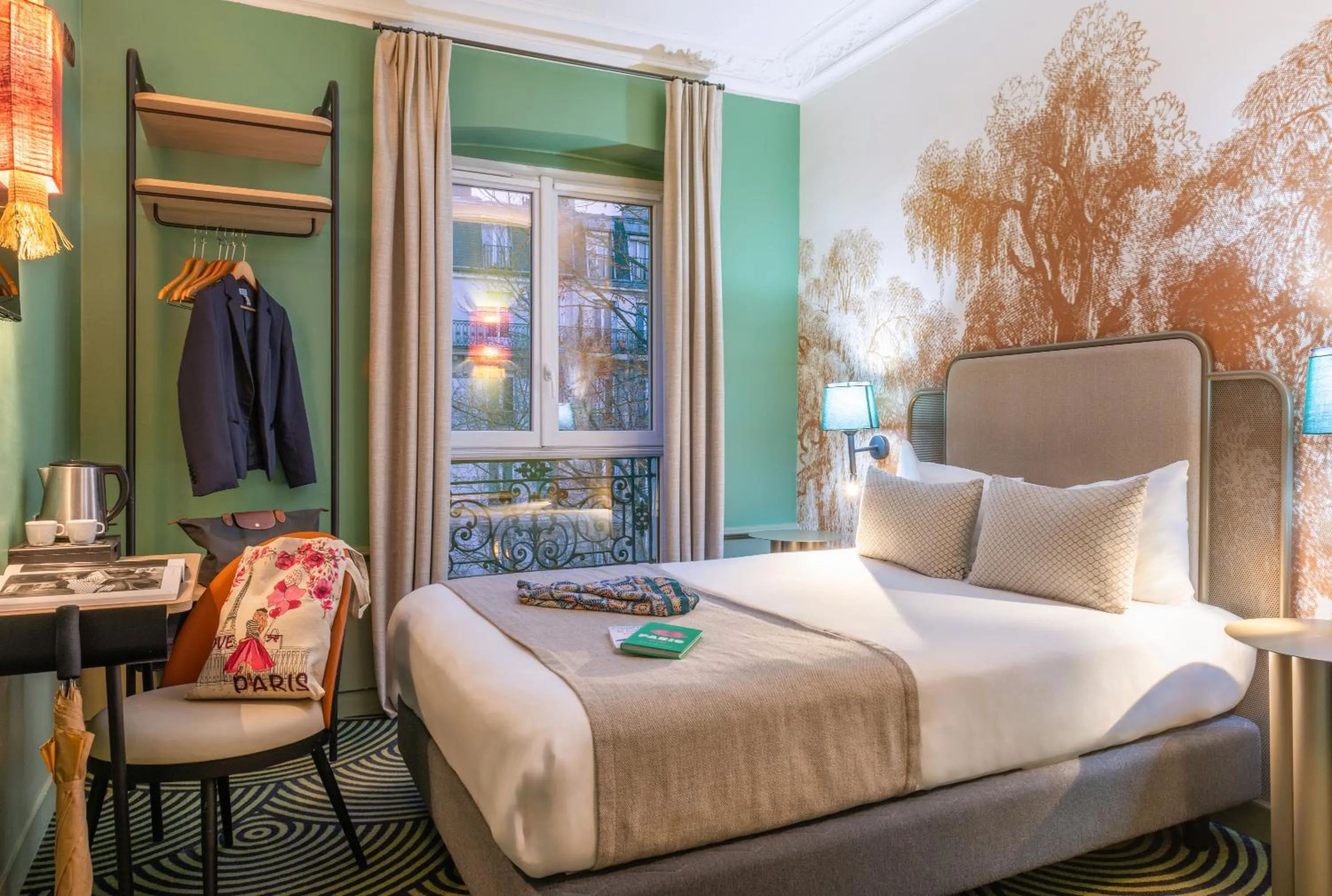 Bedroom, Bed in Hotel Avalon Paris