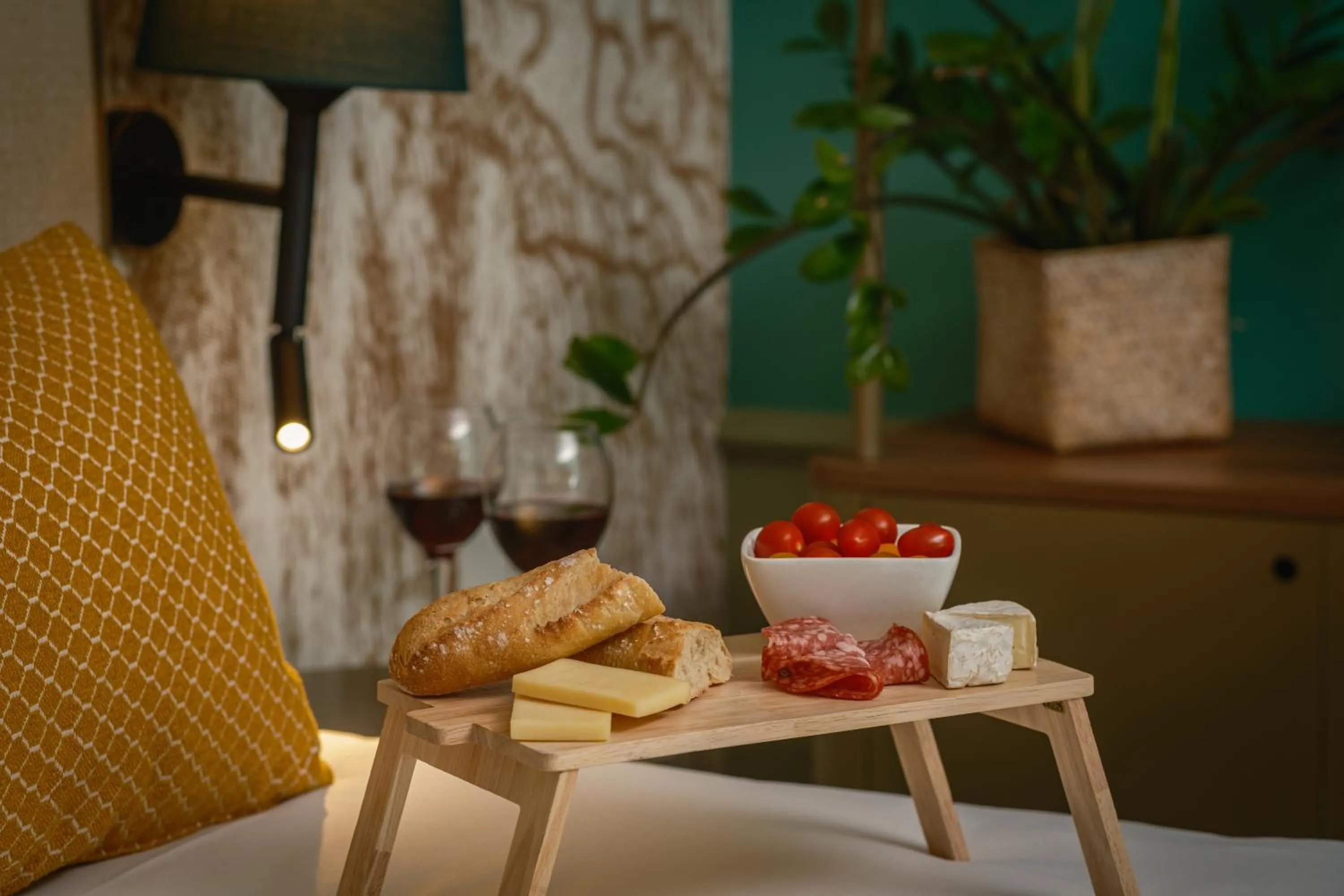 Food and drinks in Hotel Avalon - Paris Gare du Nord