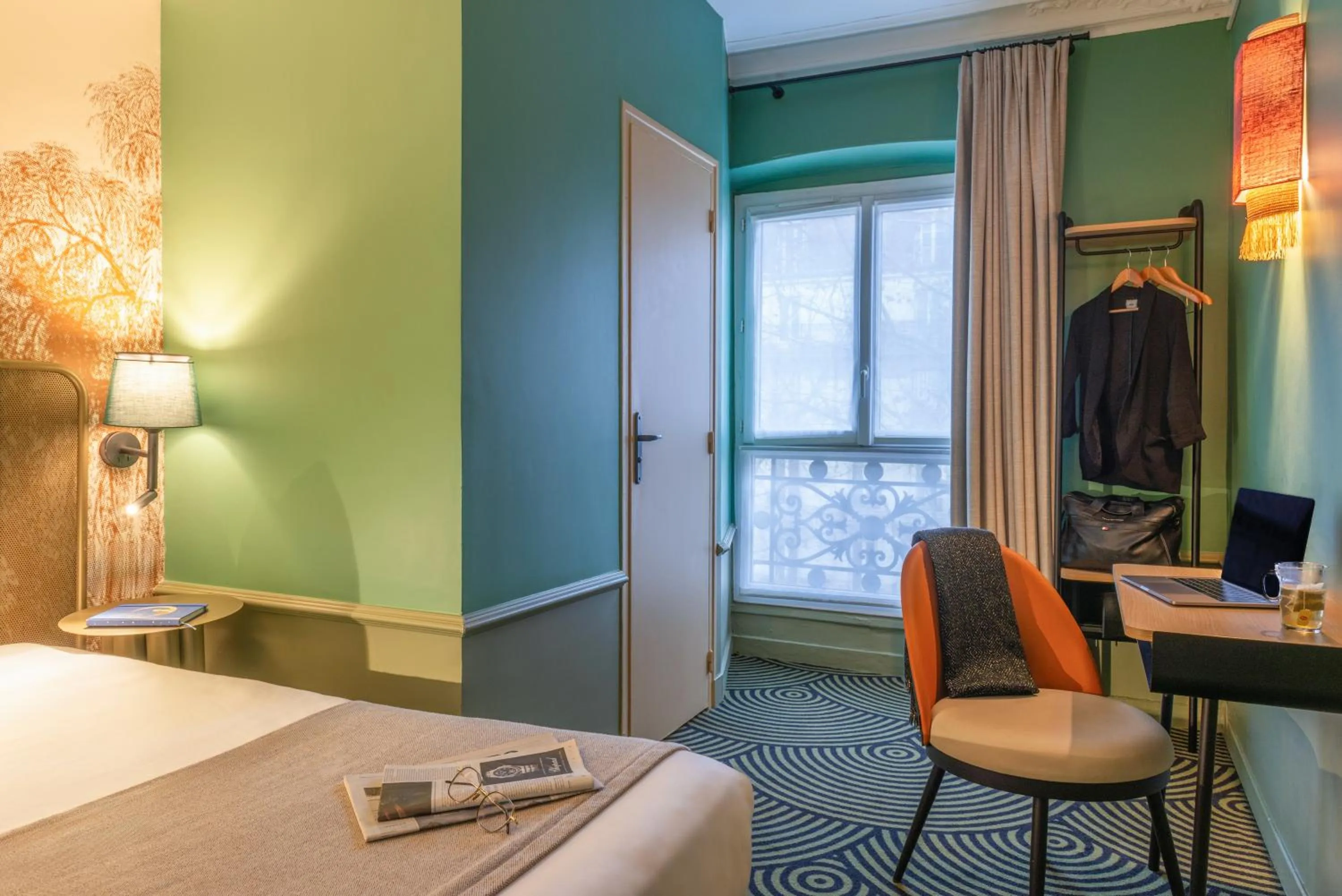 Photo of the whole room, Bed in Hotel Avalon Paris