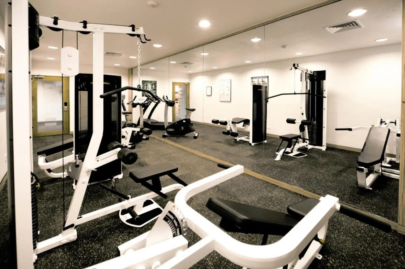 Fitness centre/facilities in Hotel Avalon - Paris Gare du Nord