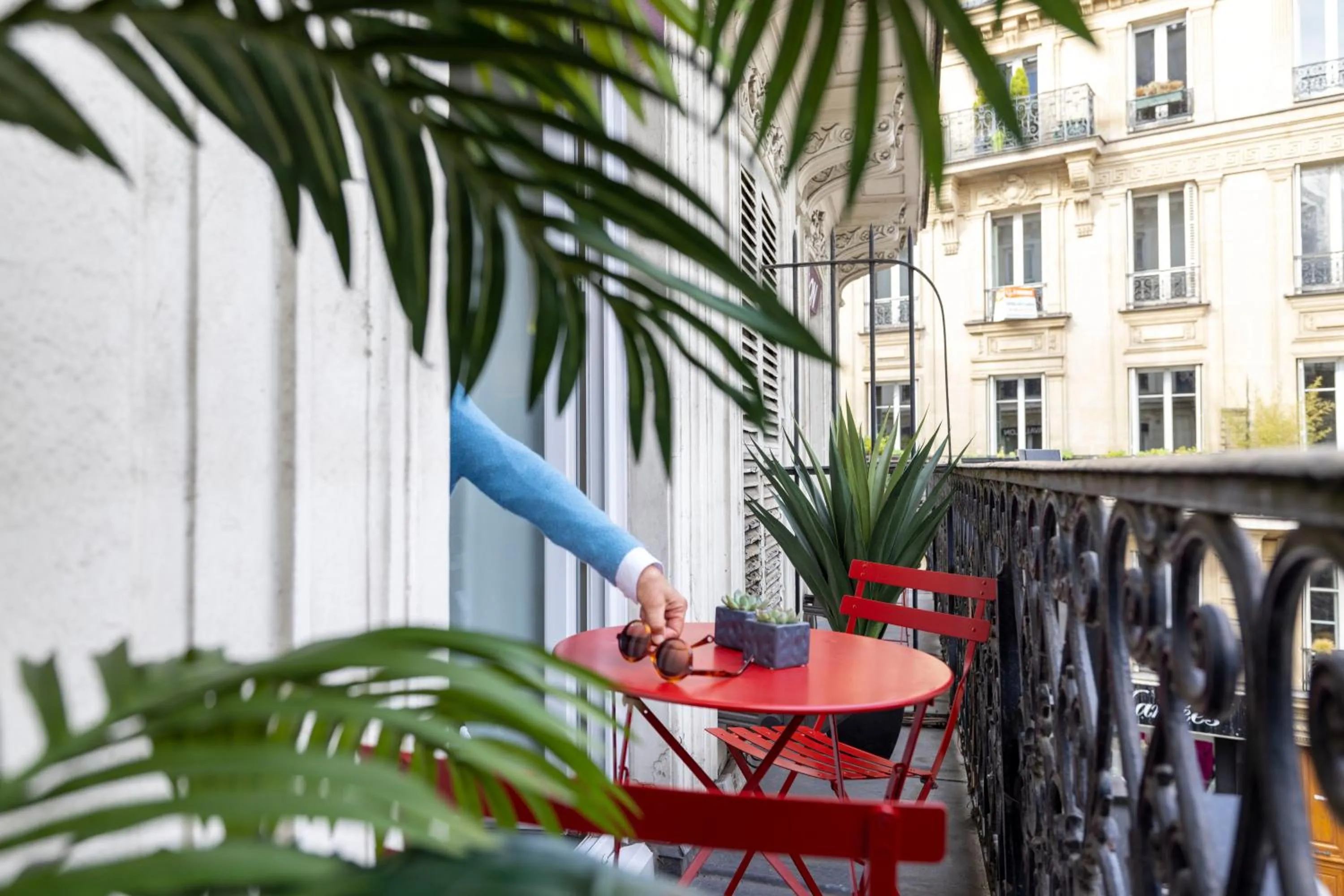 Balcony/Terrace in Hotel Avalon - Paris Gare du Nord